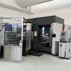 Closure of a toolmaker
