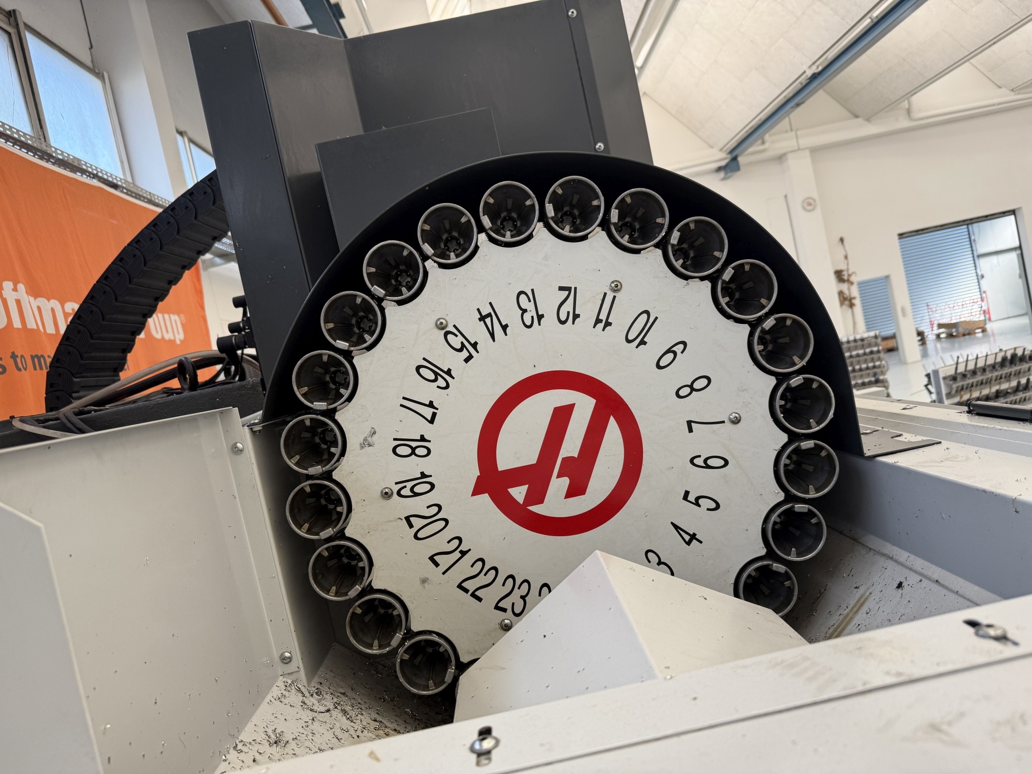 Fermeture d´un fabricant d´outils-24