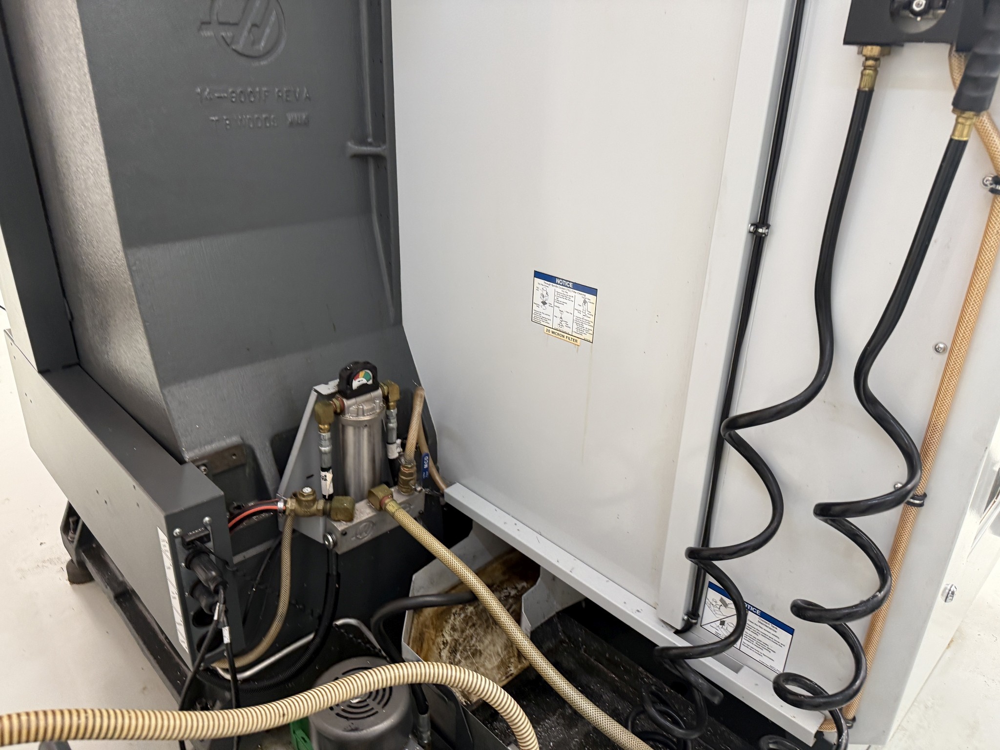 Fermeture d´un fabricant d´outils-30