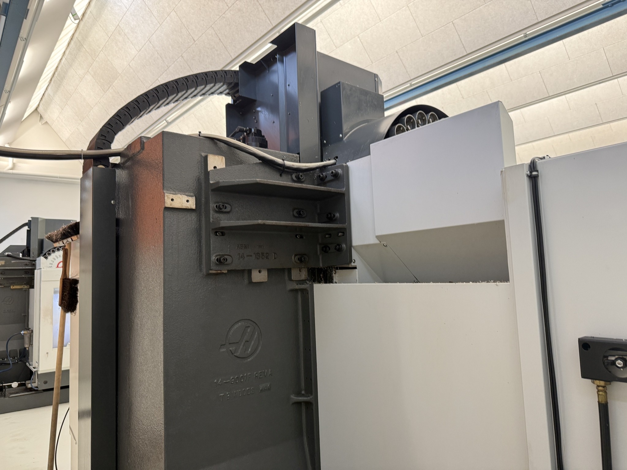 Fermeture d´un fabricant d´outils-31