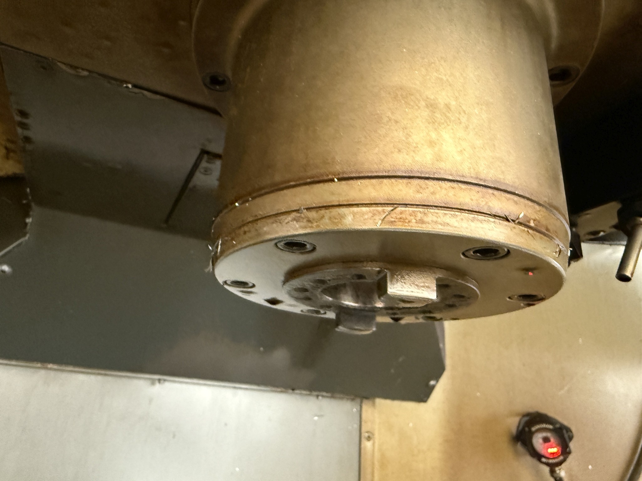 Fermeture d´un fabricant d´outils-5