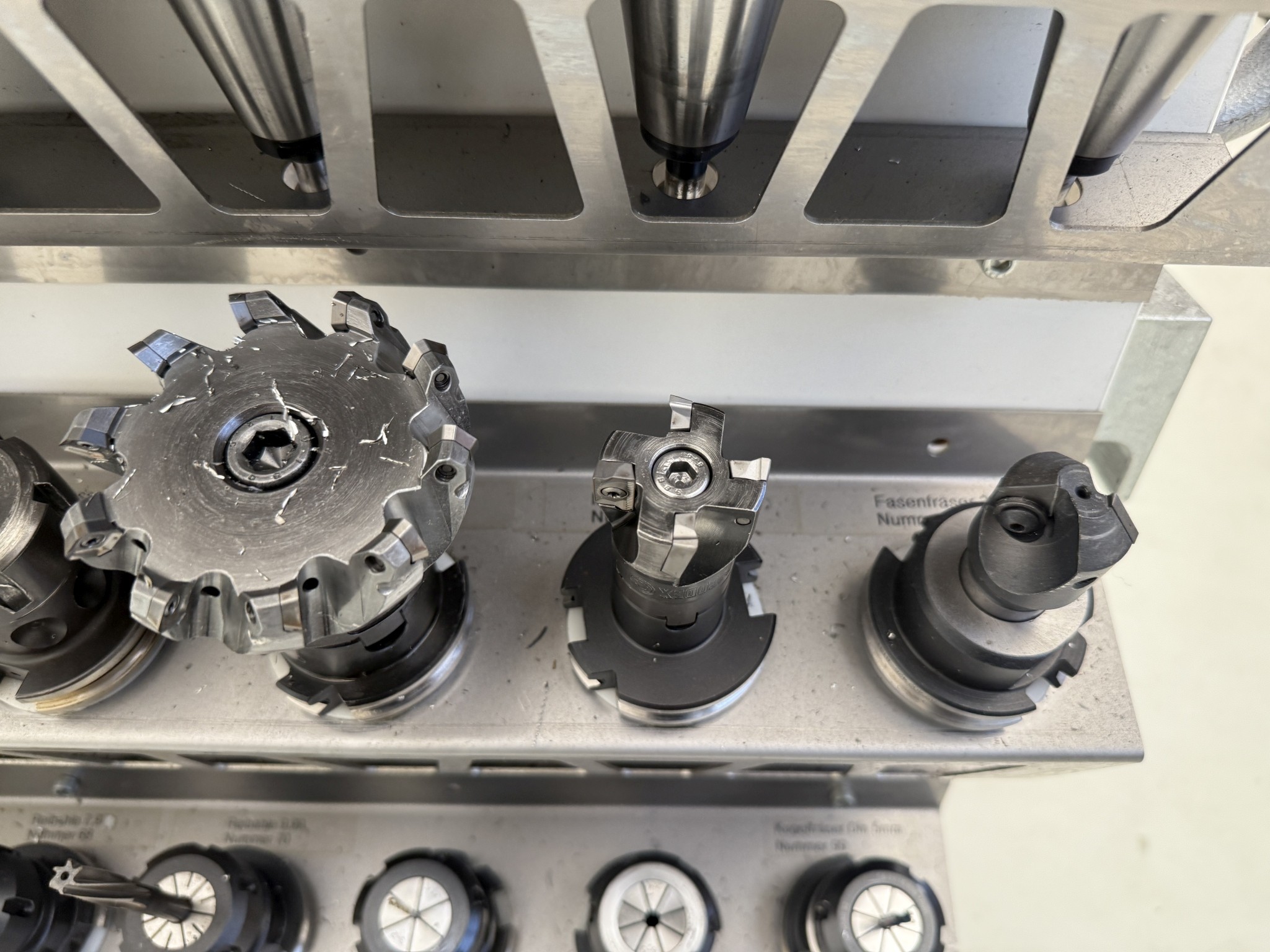 Fermeture d´un fabricant d´outils-17