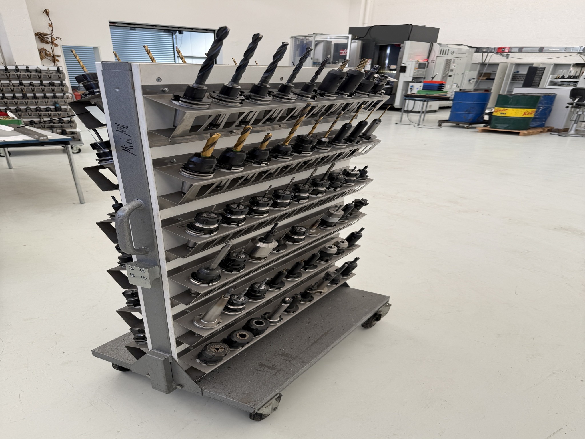 Fermeture d´un fabricant d´outils-2