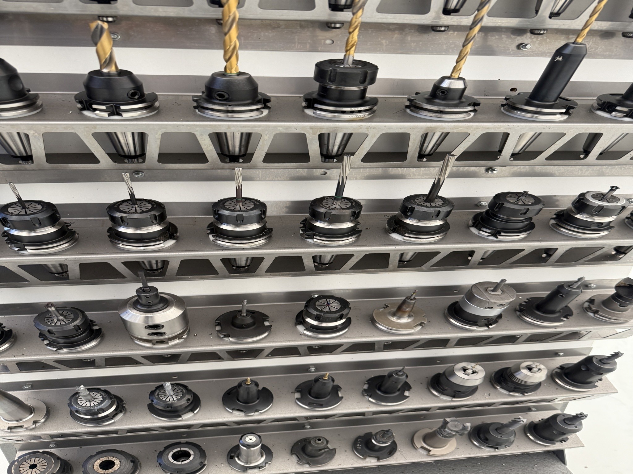 Fermeture d´un fabricant d´outils-48