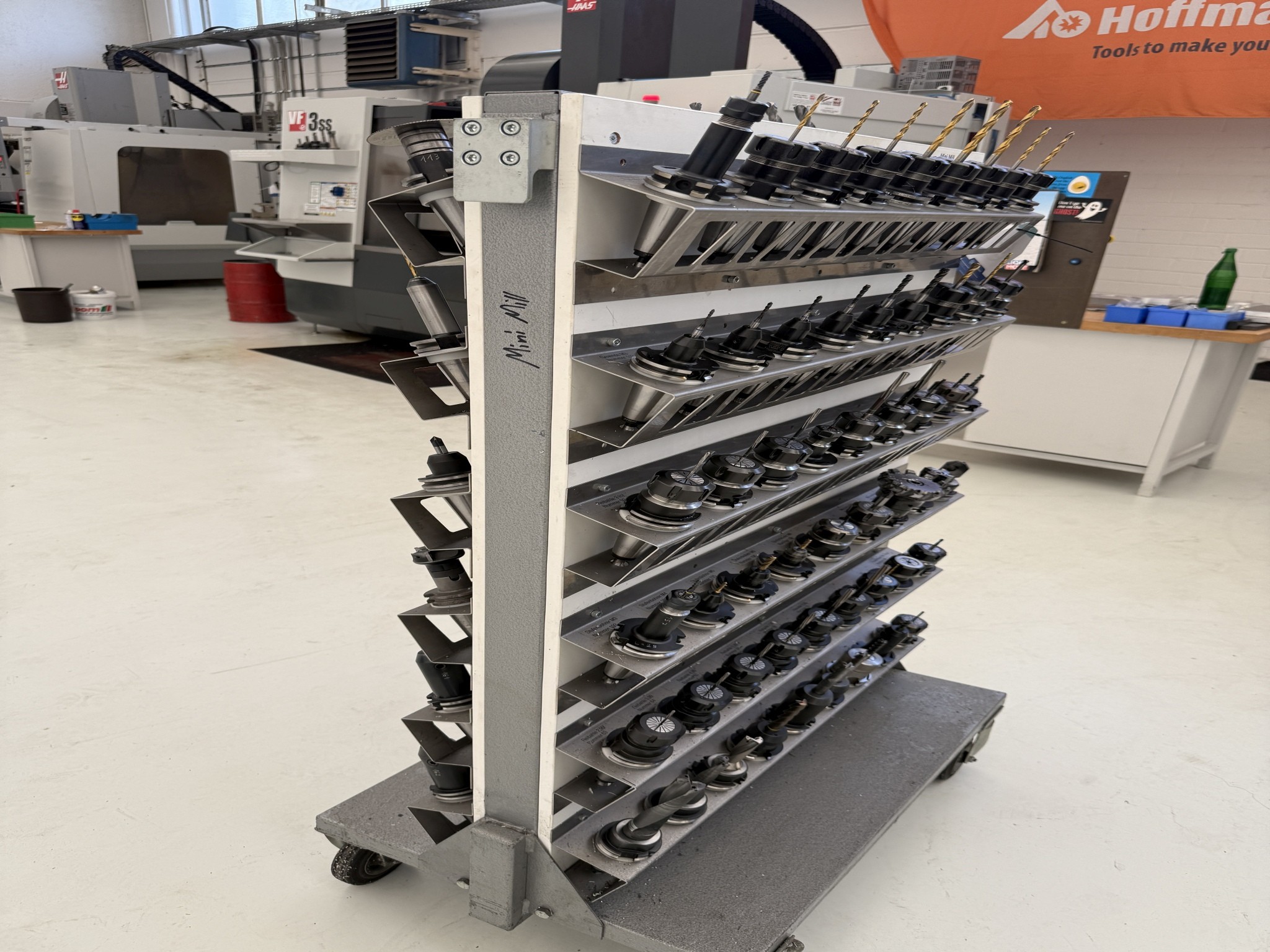 Fermeture d´un fabricant d´outils-49