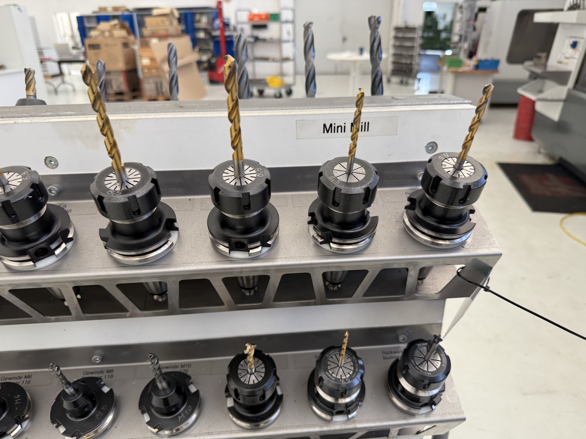 Fermeture d´un fabricant d´outils-7