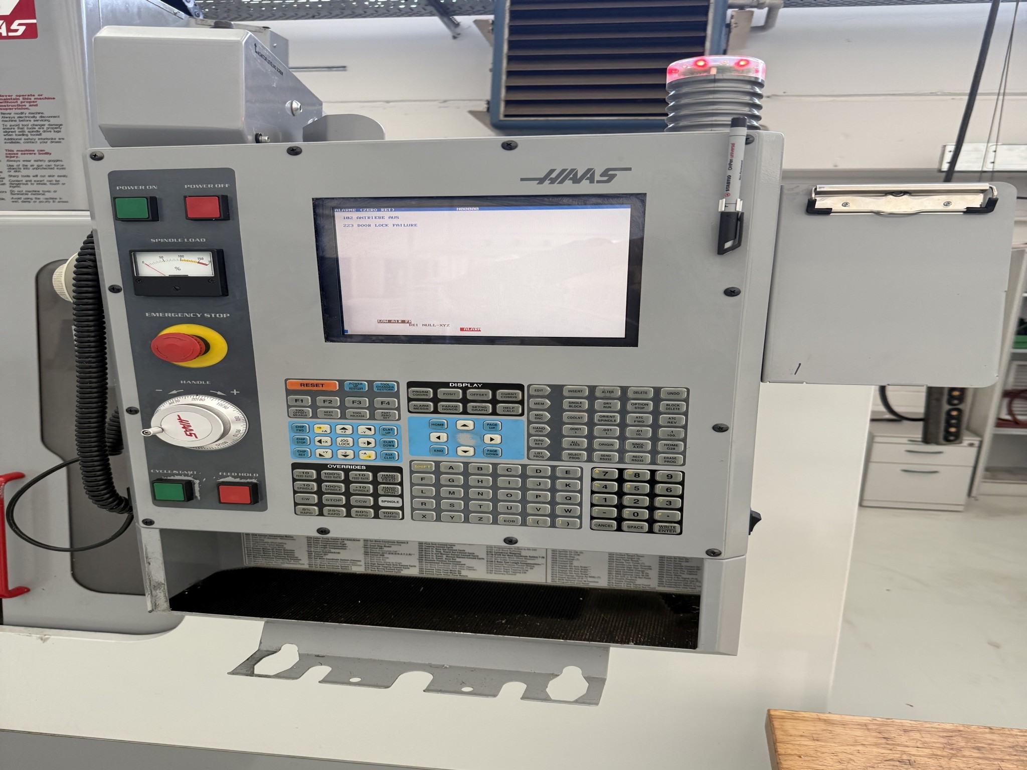 Fermeture d´un fabricant d´outils-11