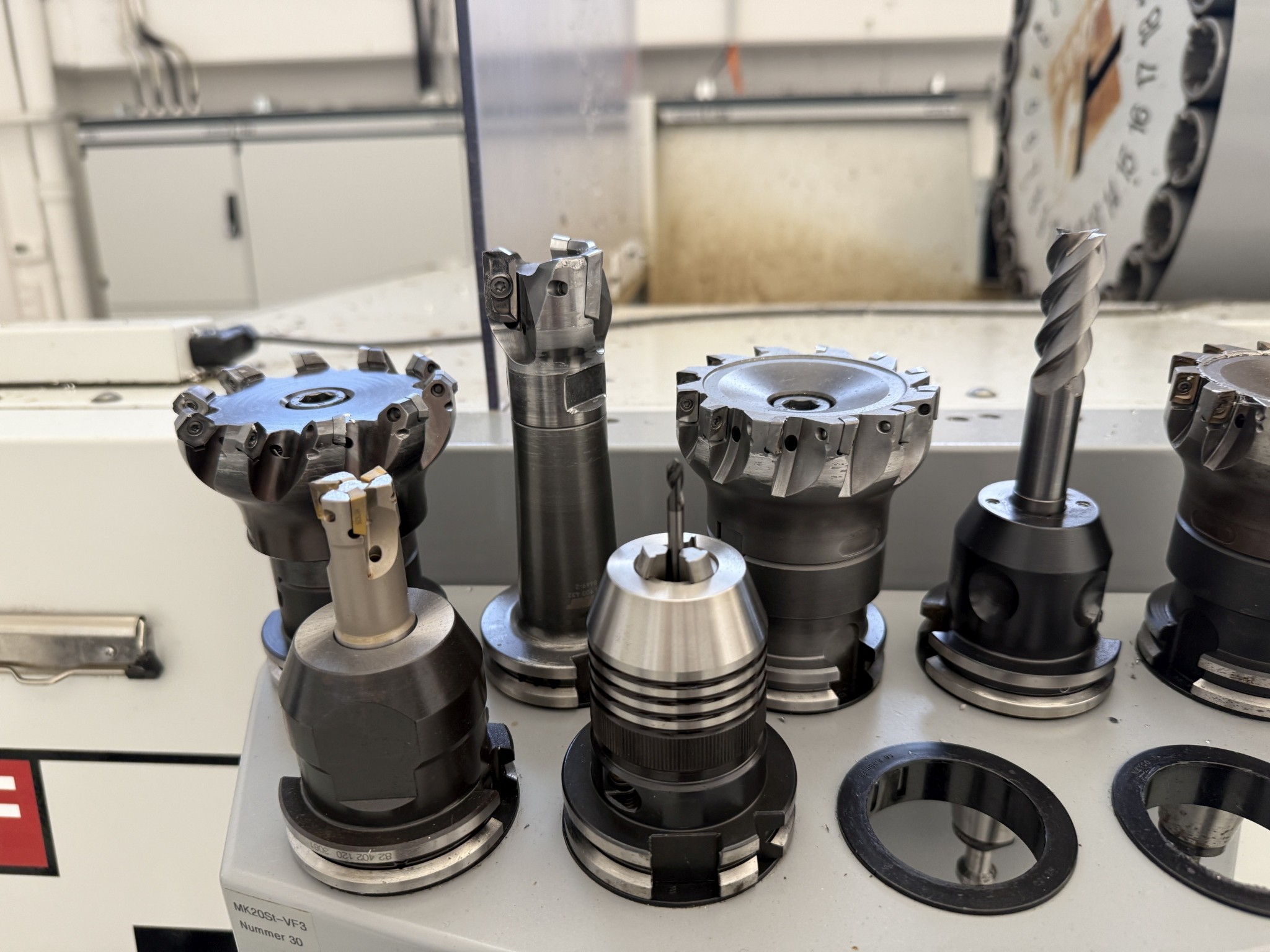 Fermeture d´un fabricant d´outils-15