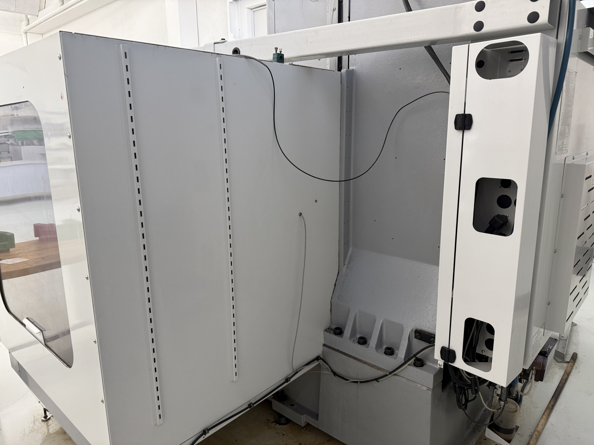 Fermeture d´un fabricant d´outils-22