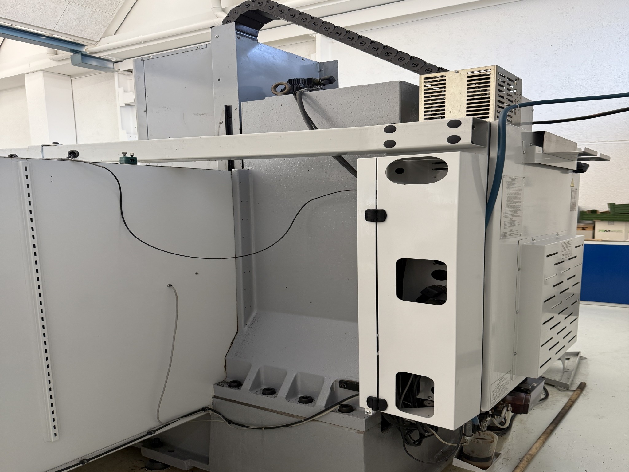 Fermeture d´un fabricant d´outils-23