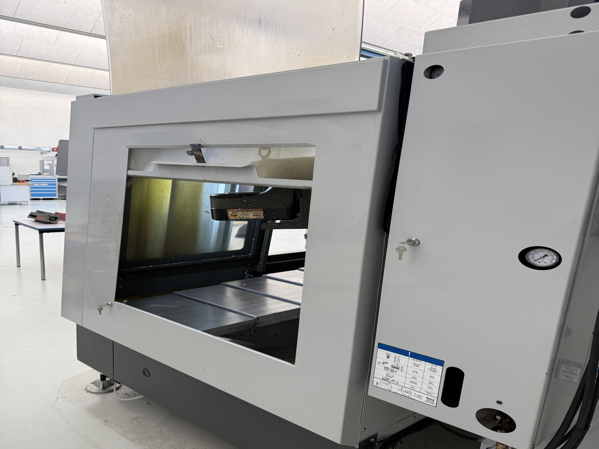 Fermeture d´un fabricant d´outils-29