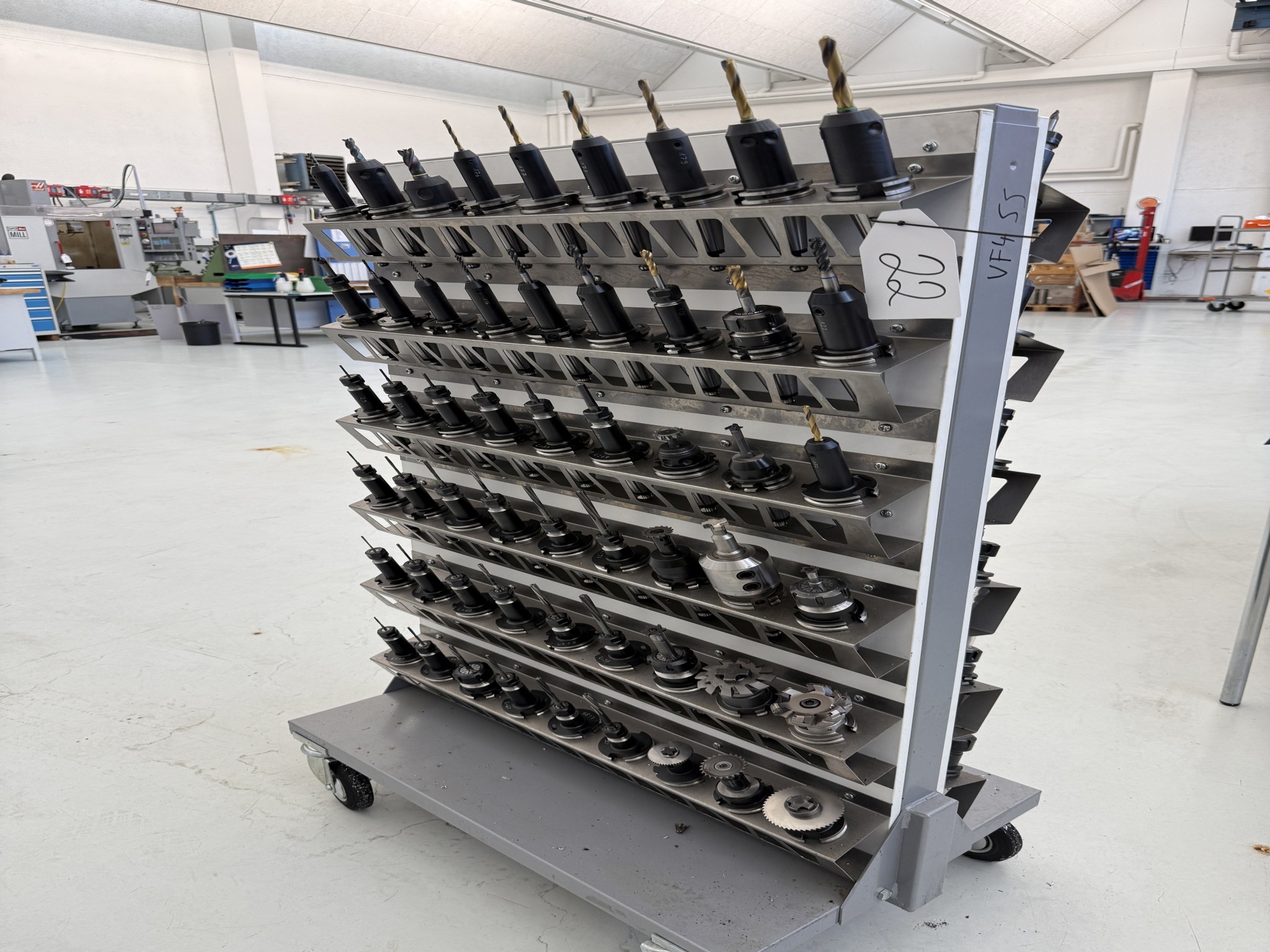 Cierre de un fabricante de herramientas-28