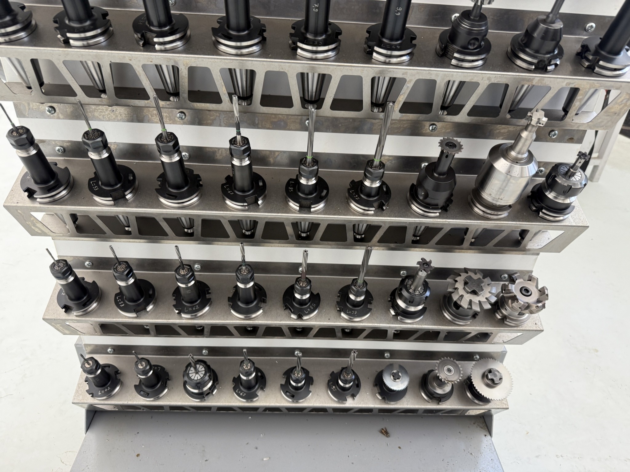 Cierre de un fabricante de herramientas-41