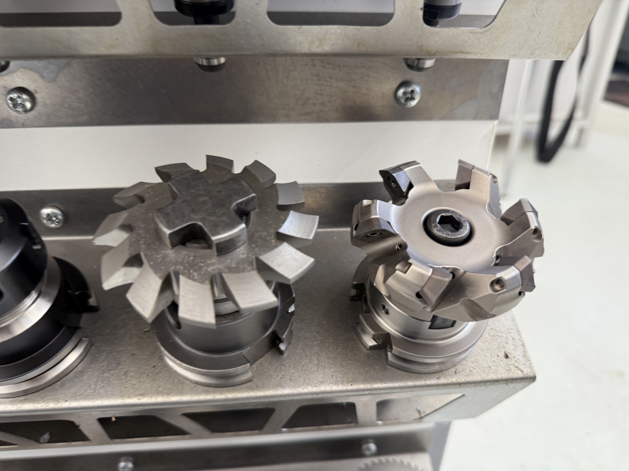 Cierre de un fabricante de herramientas-46