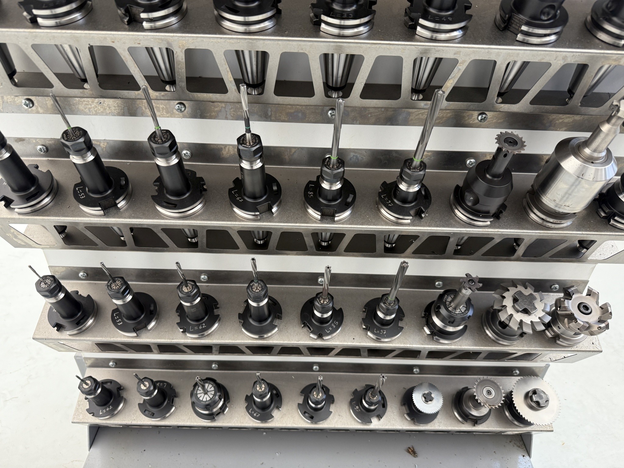 Cierre de un fabricante de herramientas-51