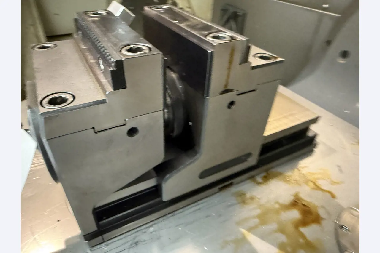 Fermeture d´un fabricant d´outils-4