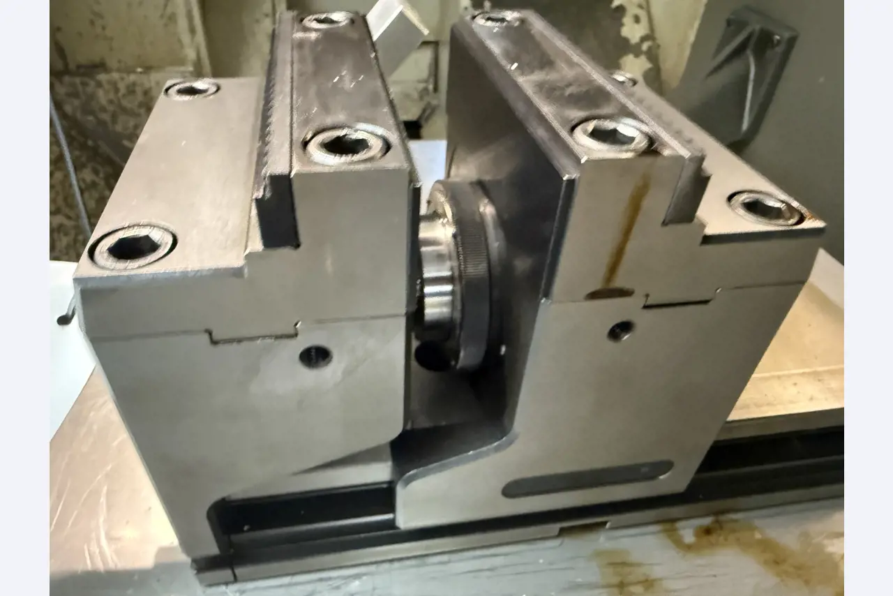 Fermeture d´un fabricant d´outils-5