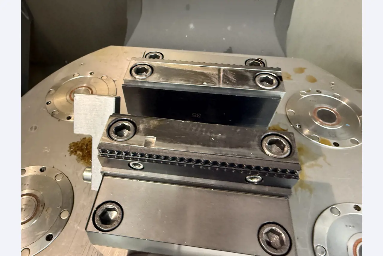 Fermeture d´un fabricant d´outils-7