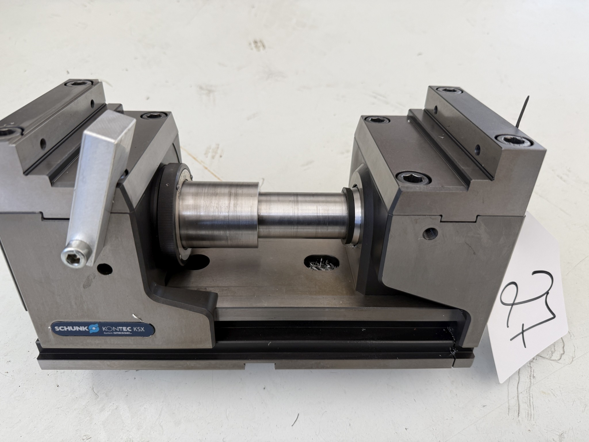 Uzavření výrobny nástrojů-2