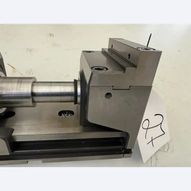 Uzavření výrobny nástrojů-7