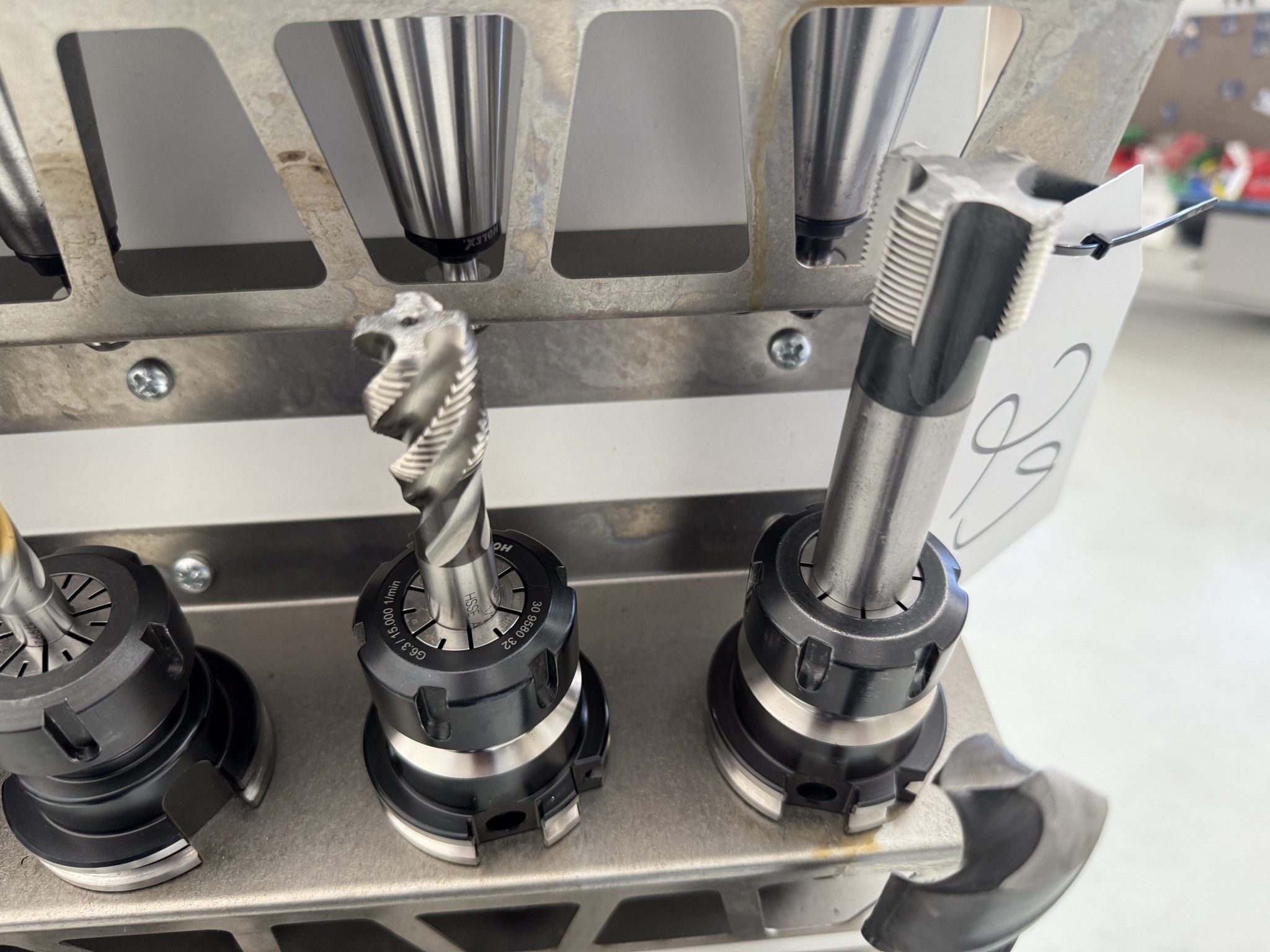 Fermeture d´un fabricant d´outils-13