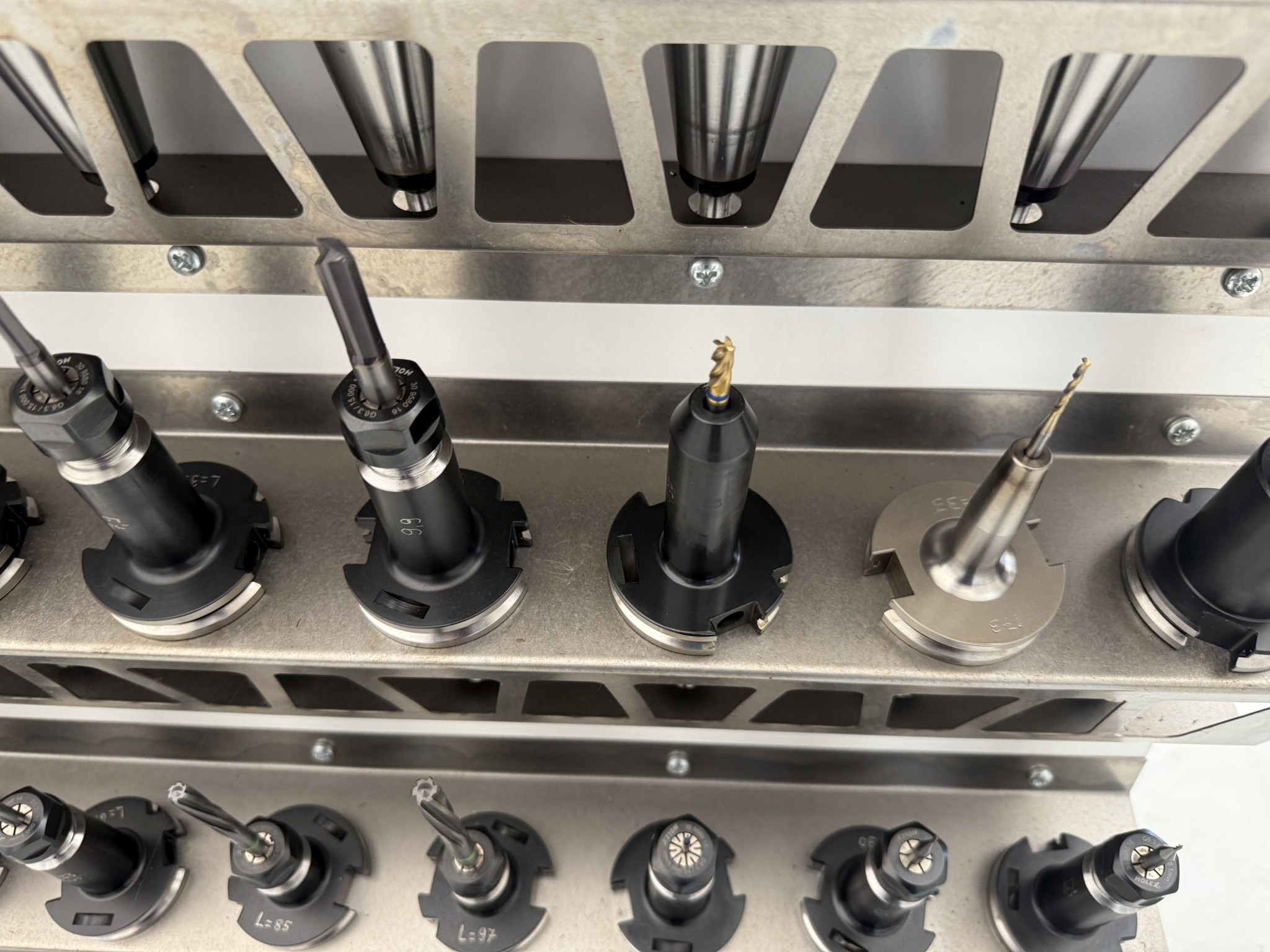 Fermeture d´un fabricant d´outils-16