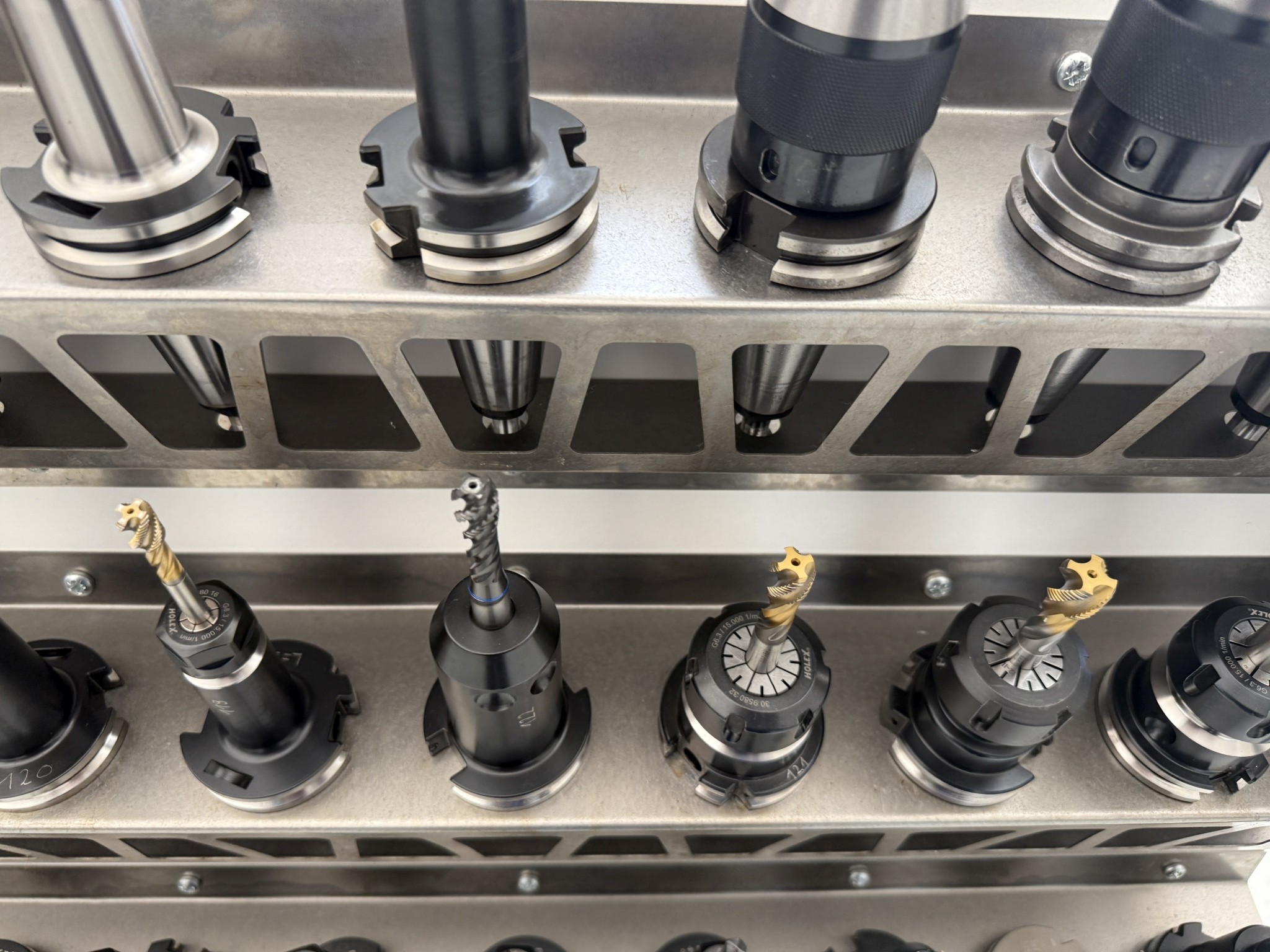 Fermeture d´un fabricant d´outils-8