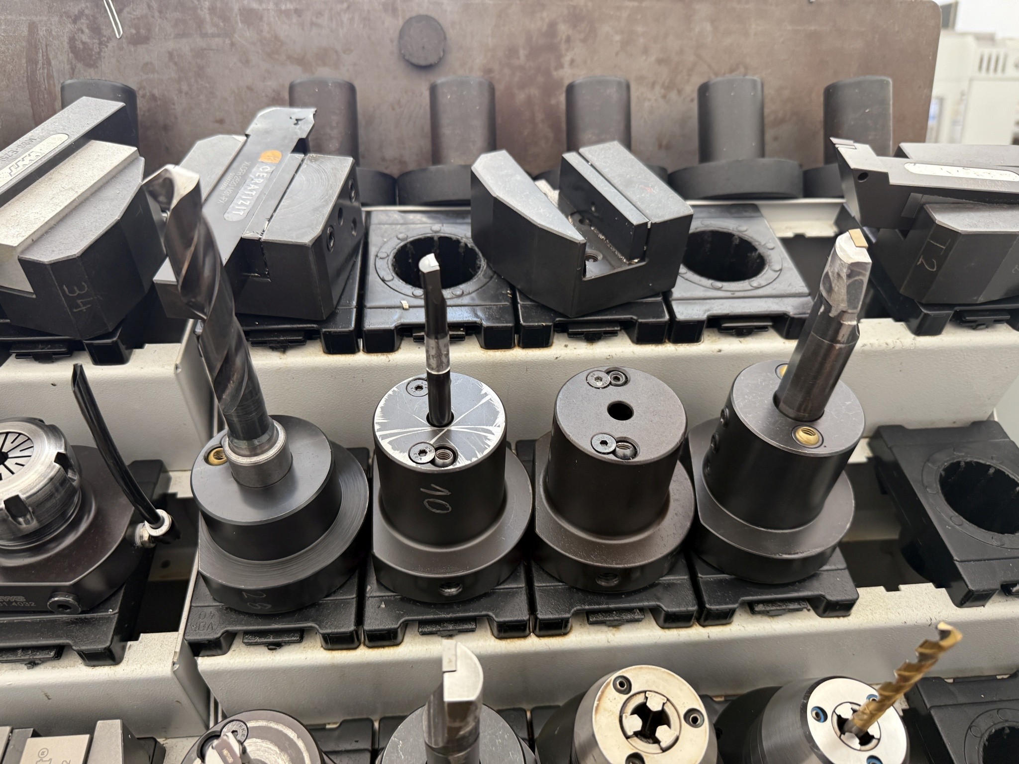 Cierre de un fabricante de herramientas-11