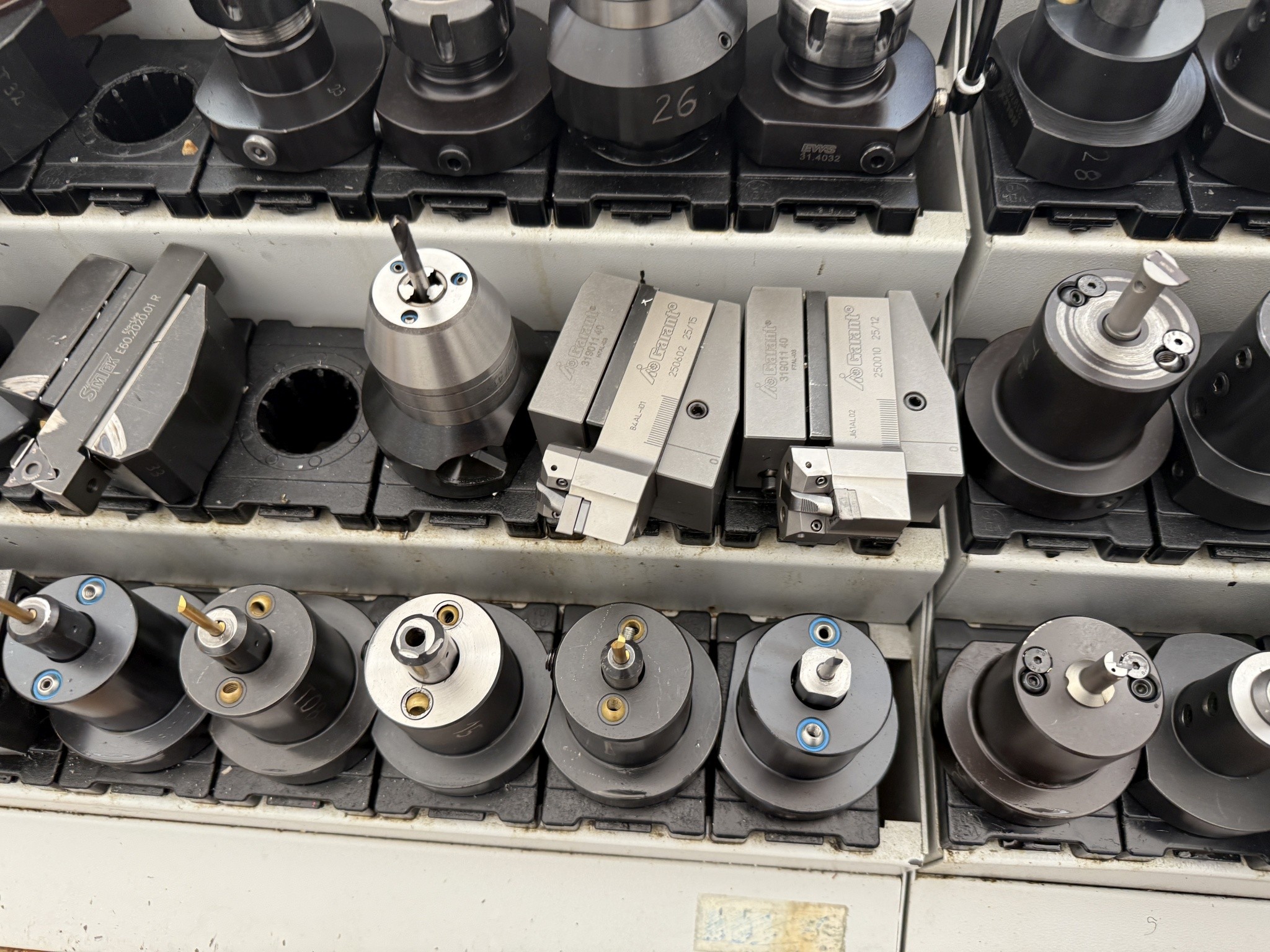 Cierre de un fabricante de herramientas-14