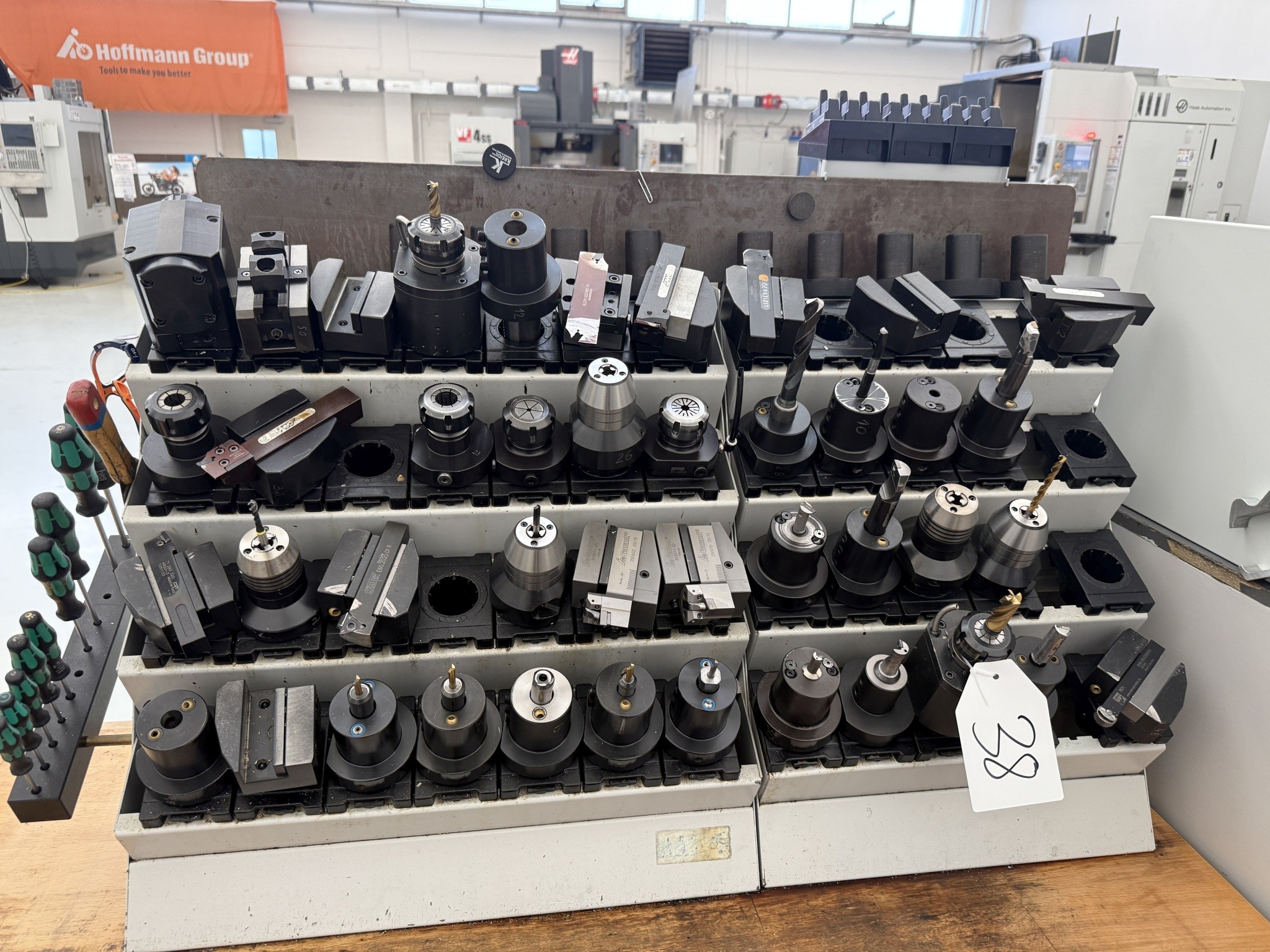 Cierre de un fabricante de herramientas-1