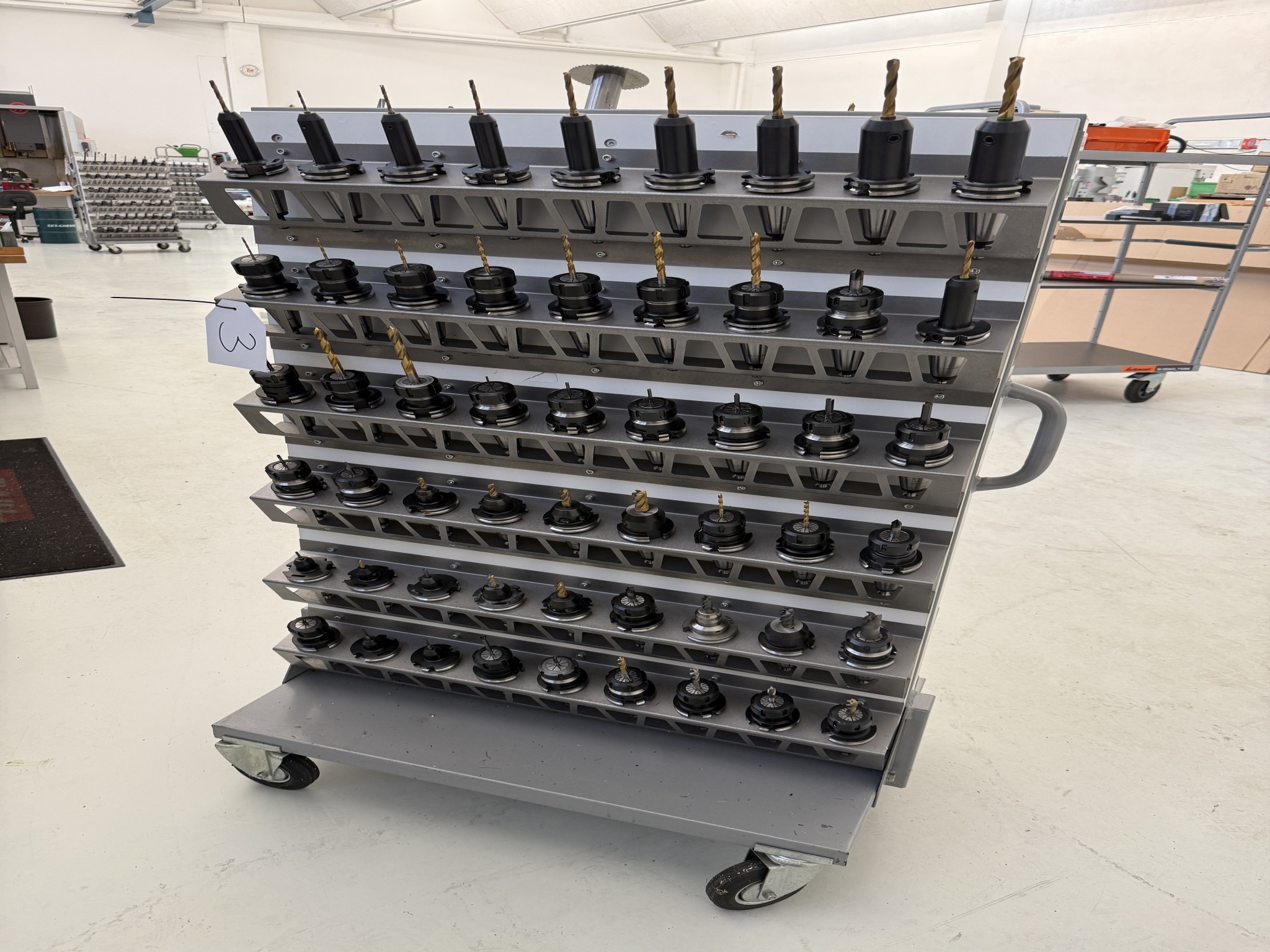 Fermeture d´un fabricant d´outils-1