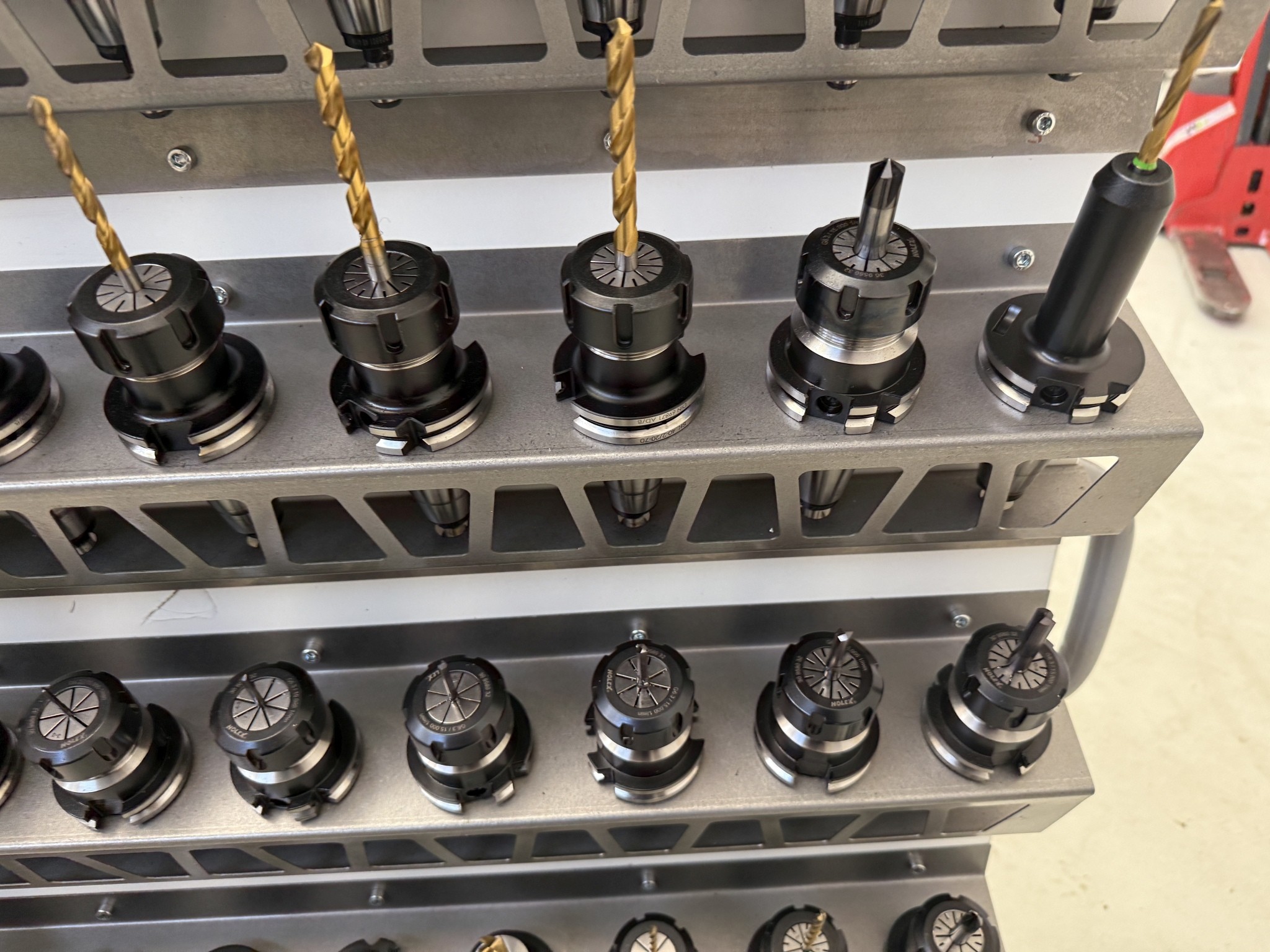 Fermeture d´un fabricant d´outils-29