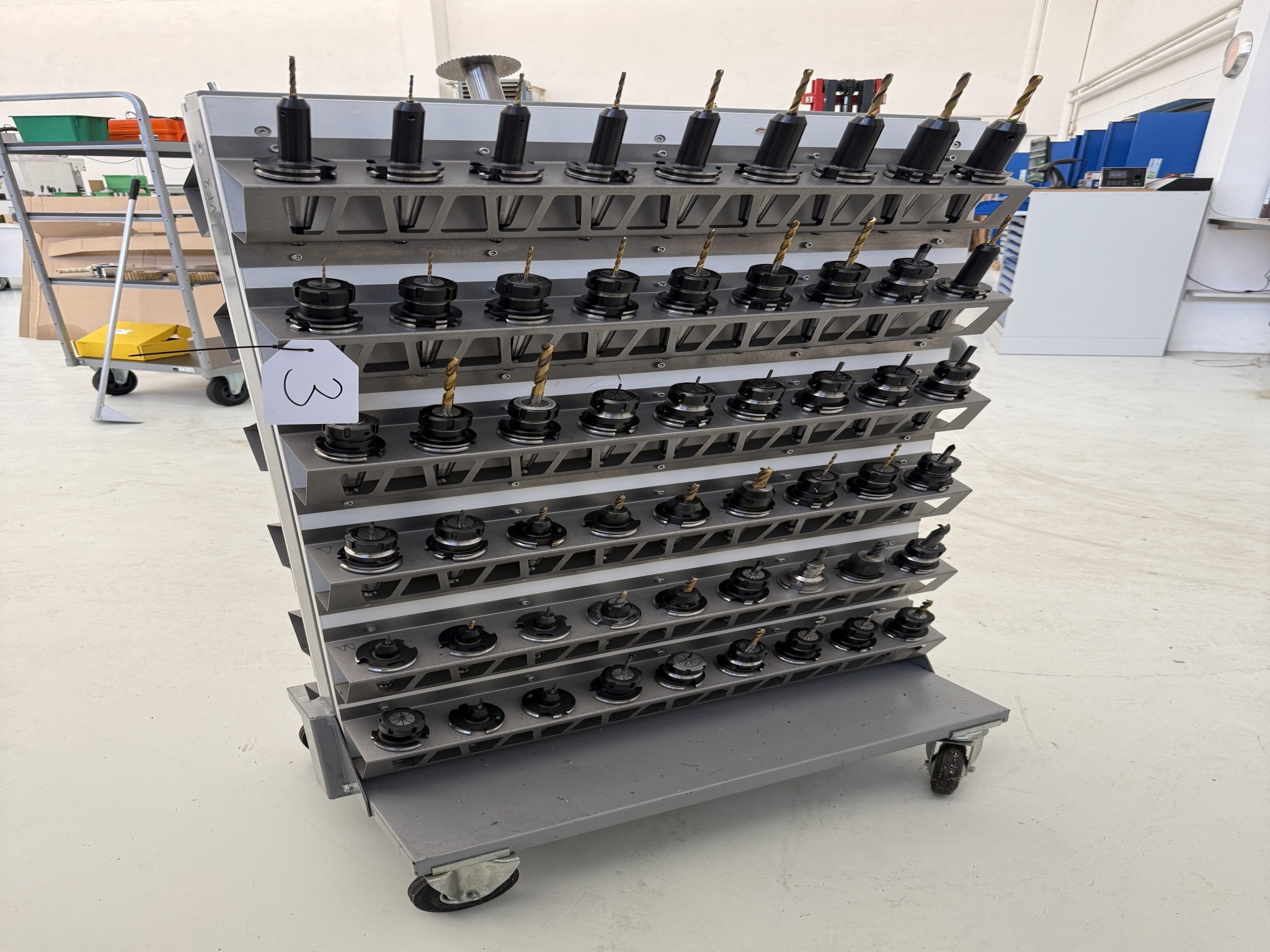 Fermeture d´un fabricant d´outils-2