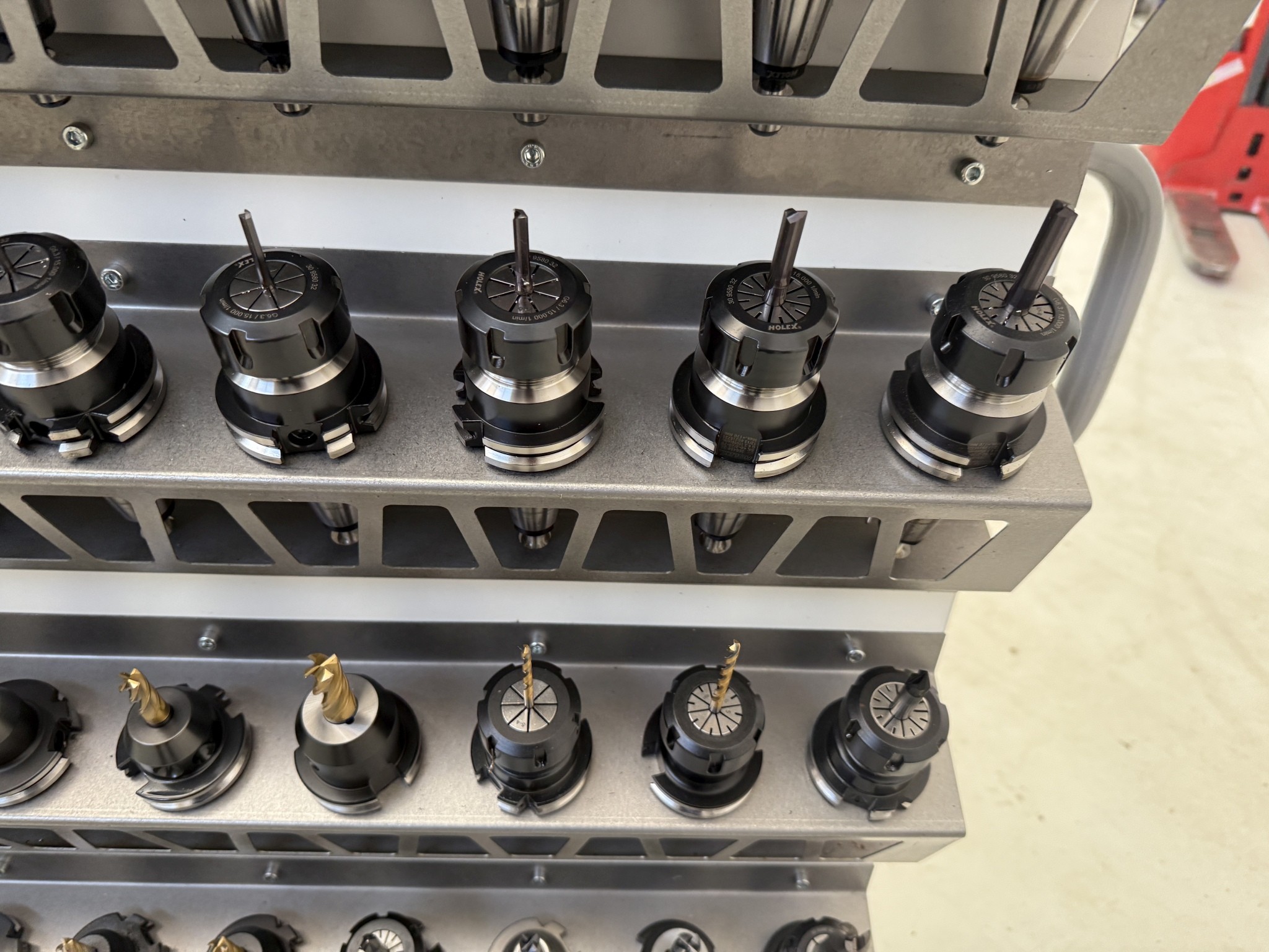 Fermeture d´un fabricant d´outils-35