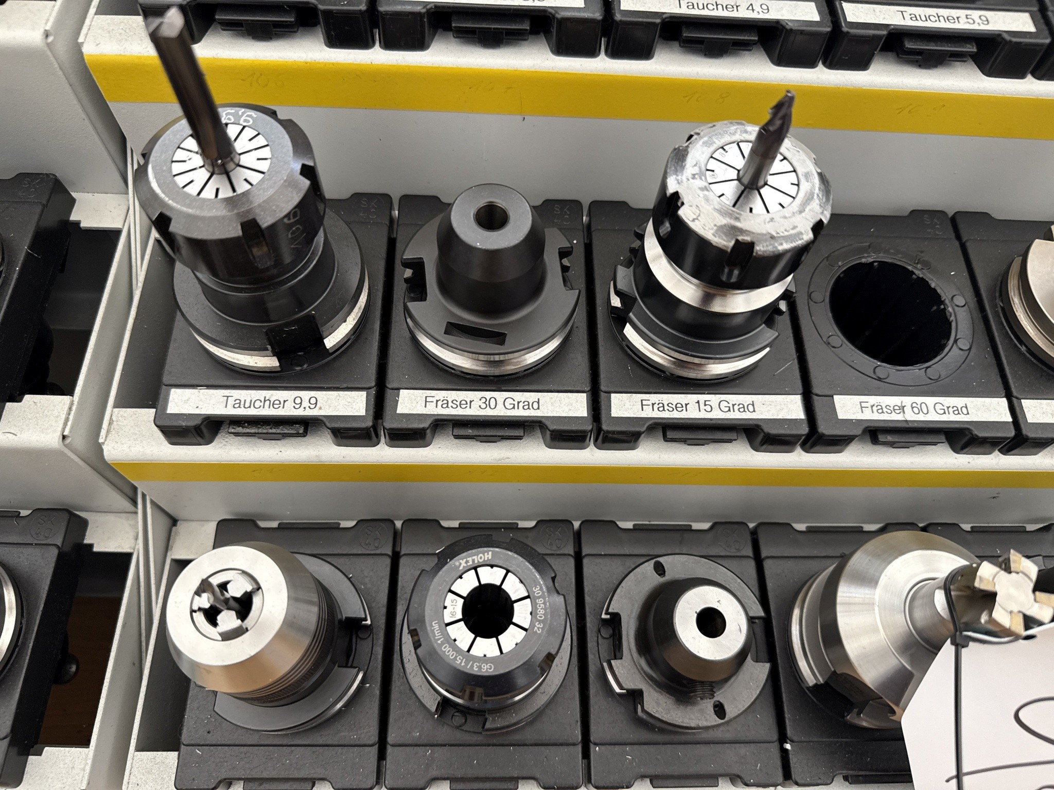 Cierre de un fabricante de herramientas-10