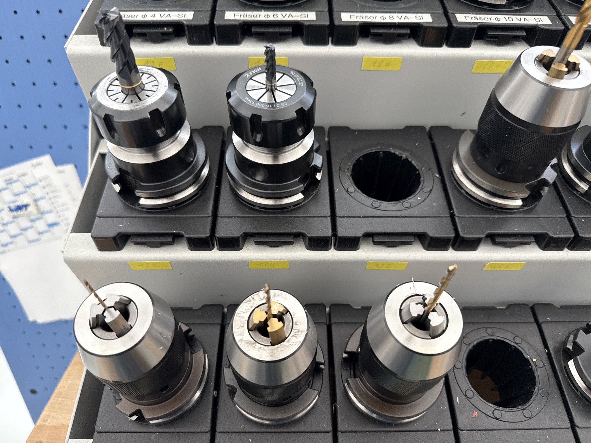 Cierre de un fabricante de herramientas-15