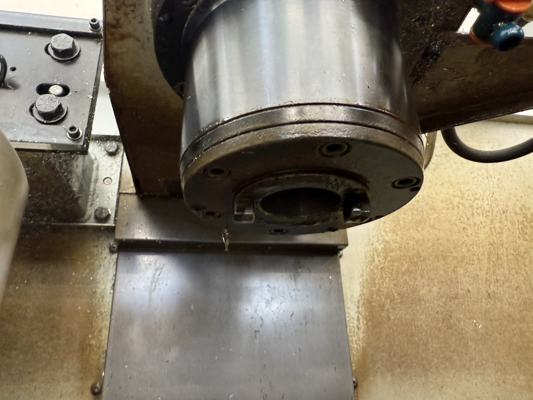 Fermeture d´un fabricant d´outils-7