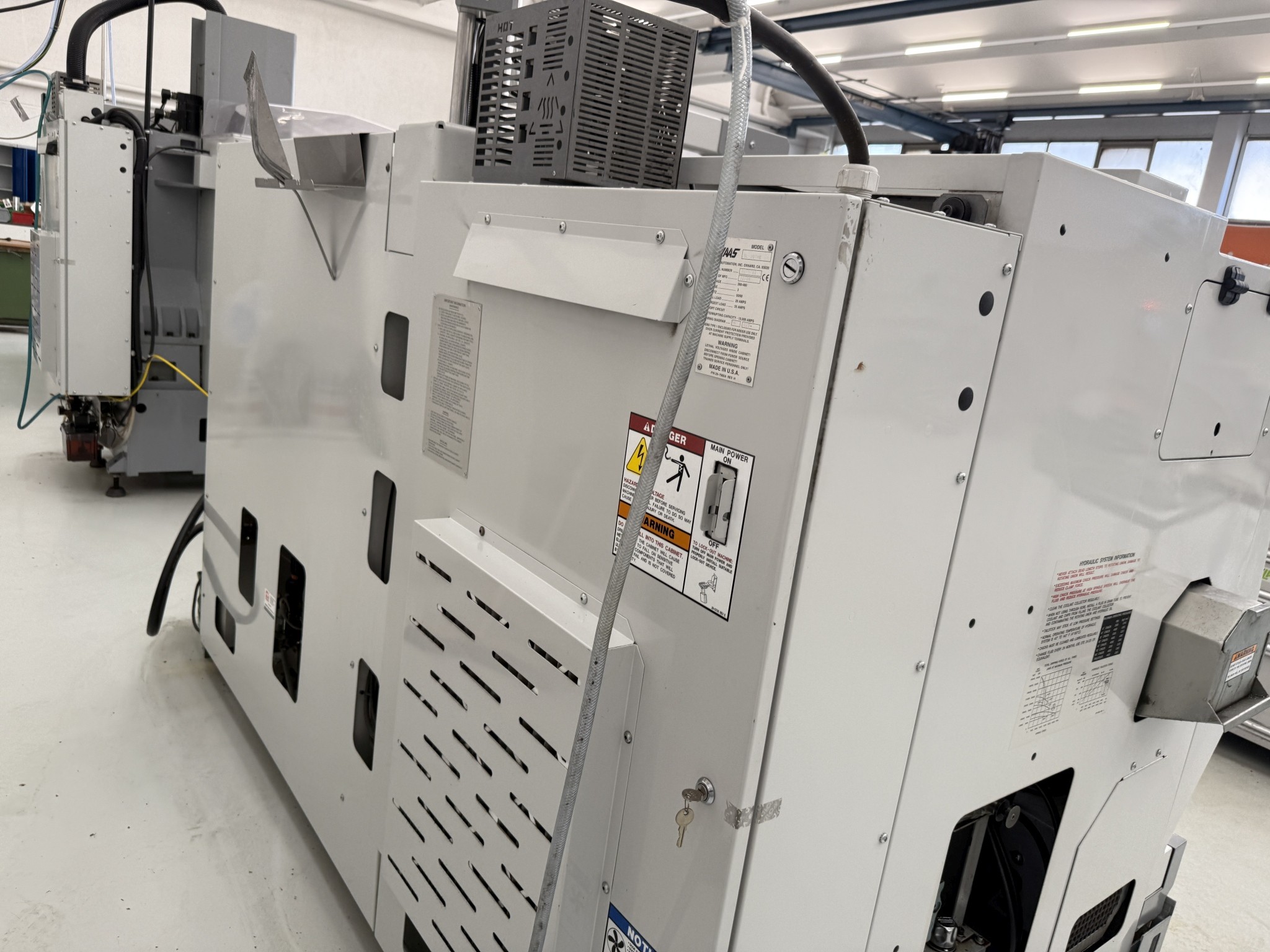 Cierre de un fabricante de herramientas-19