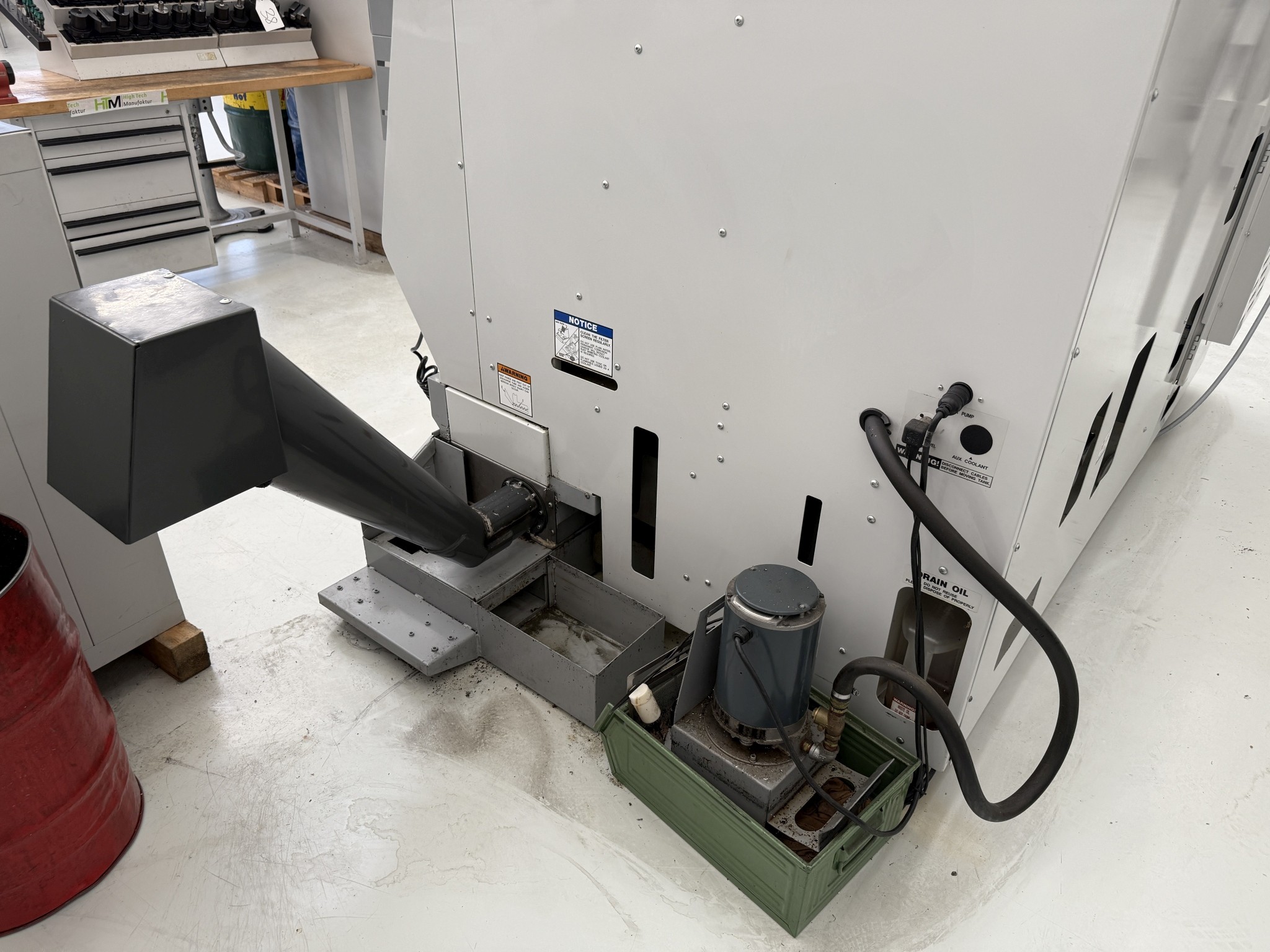 Cierre de un fabricante de herramientas-22