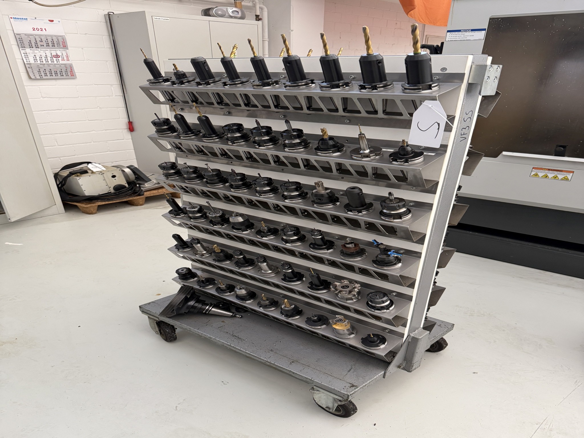 Fermeture d´un fabricant d´outils-1