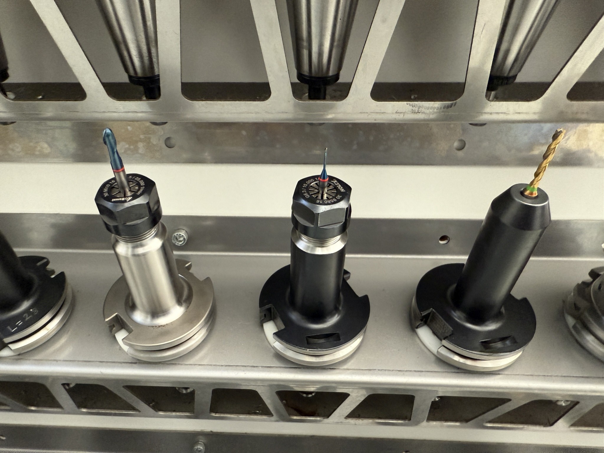 Fermeture d´un fabricant d´outils-25