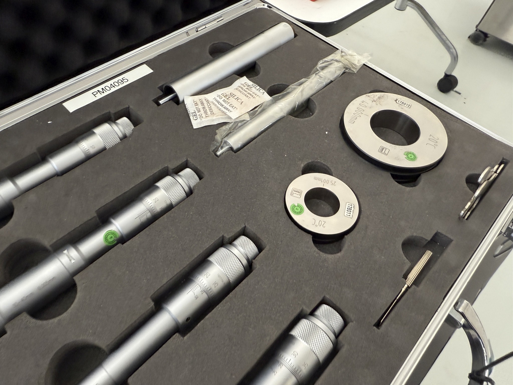 Cierre de un fabricante de herramientas-12