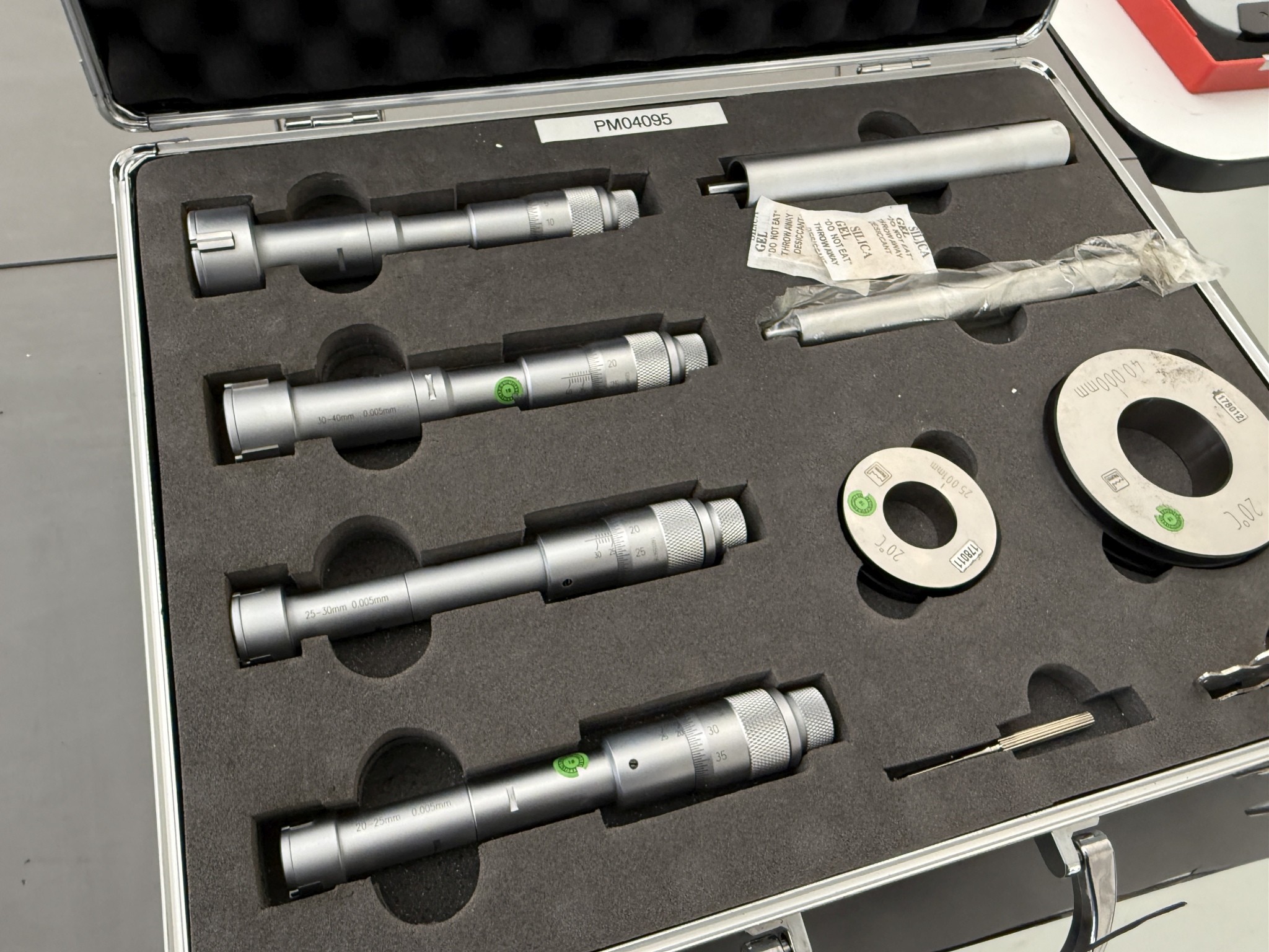 Cierre de un fabricante de herramientas-2