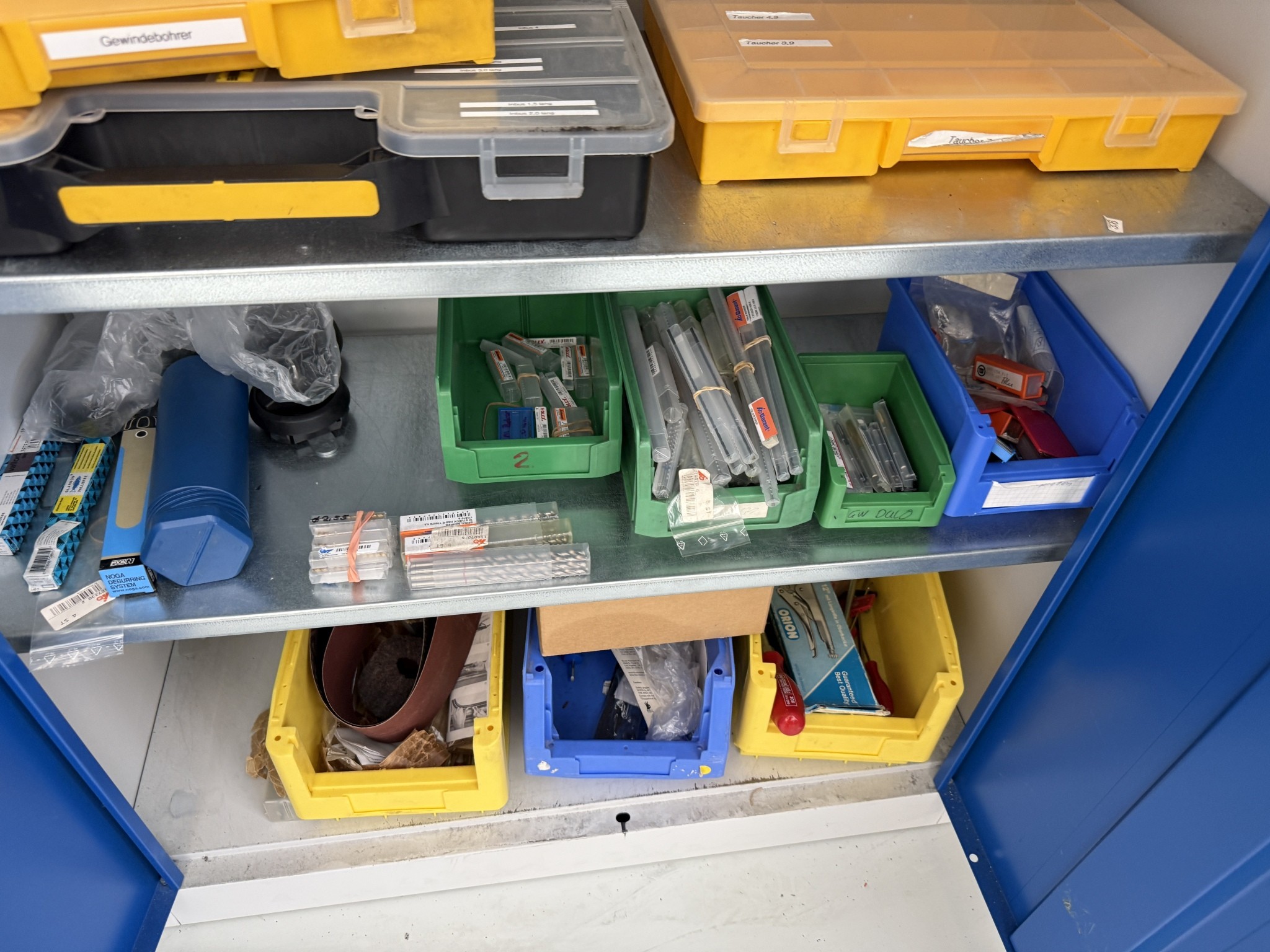 Cierre de un fabricante de herramientas-26