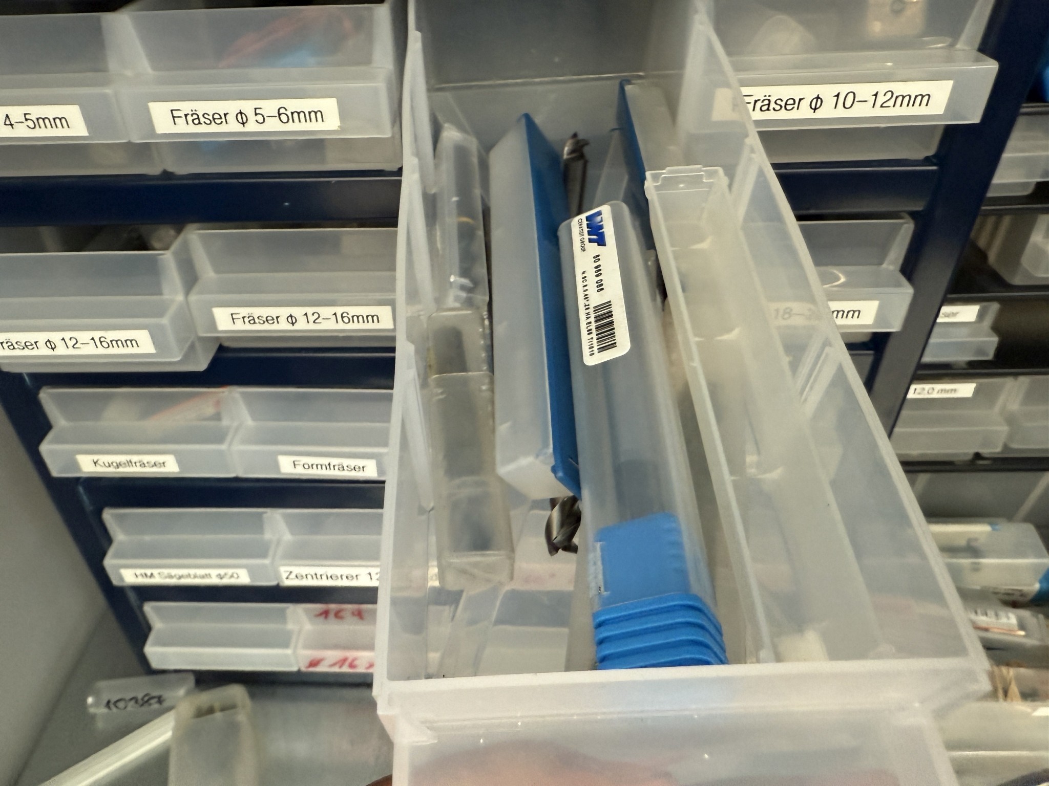 Cierre de un fabricante de herramientas-4