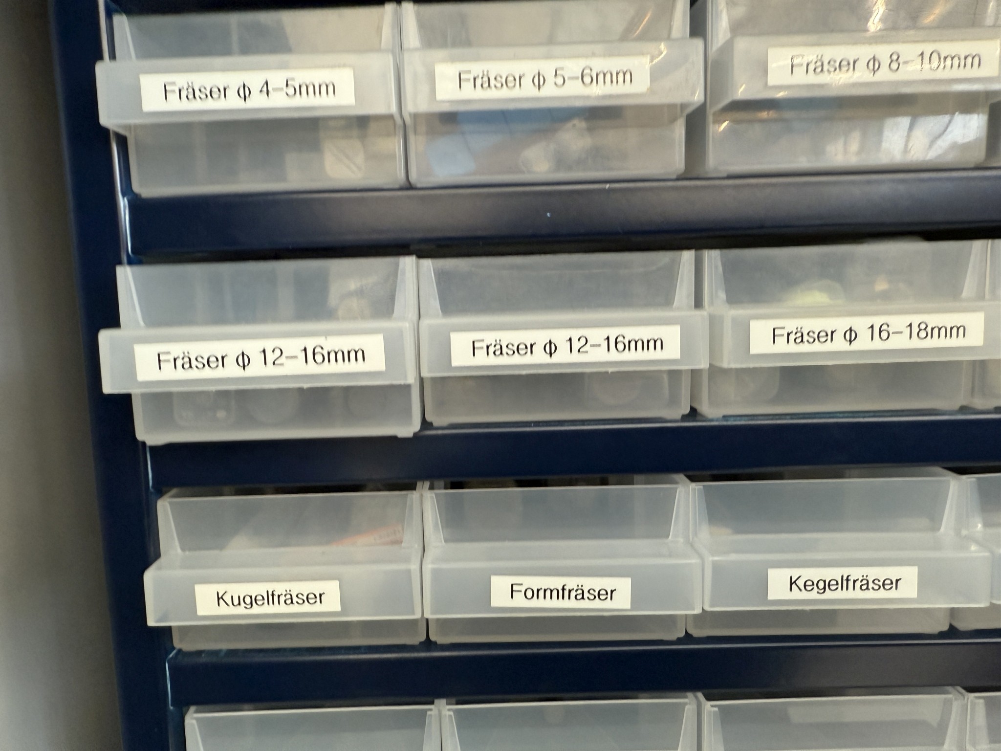 Cierre de un fabricante de herramientas-8