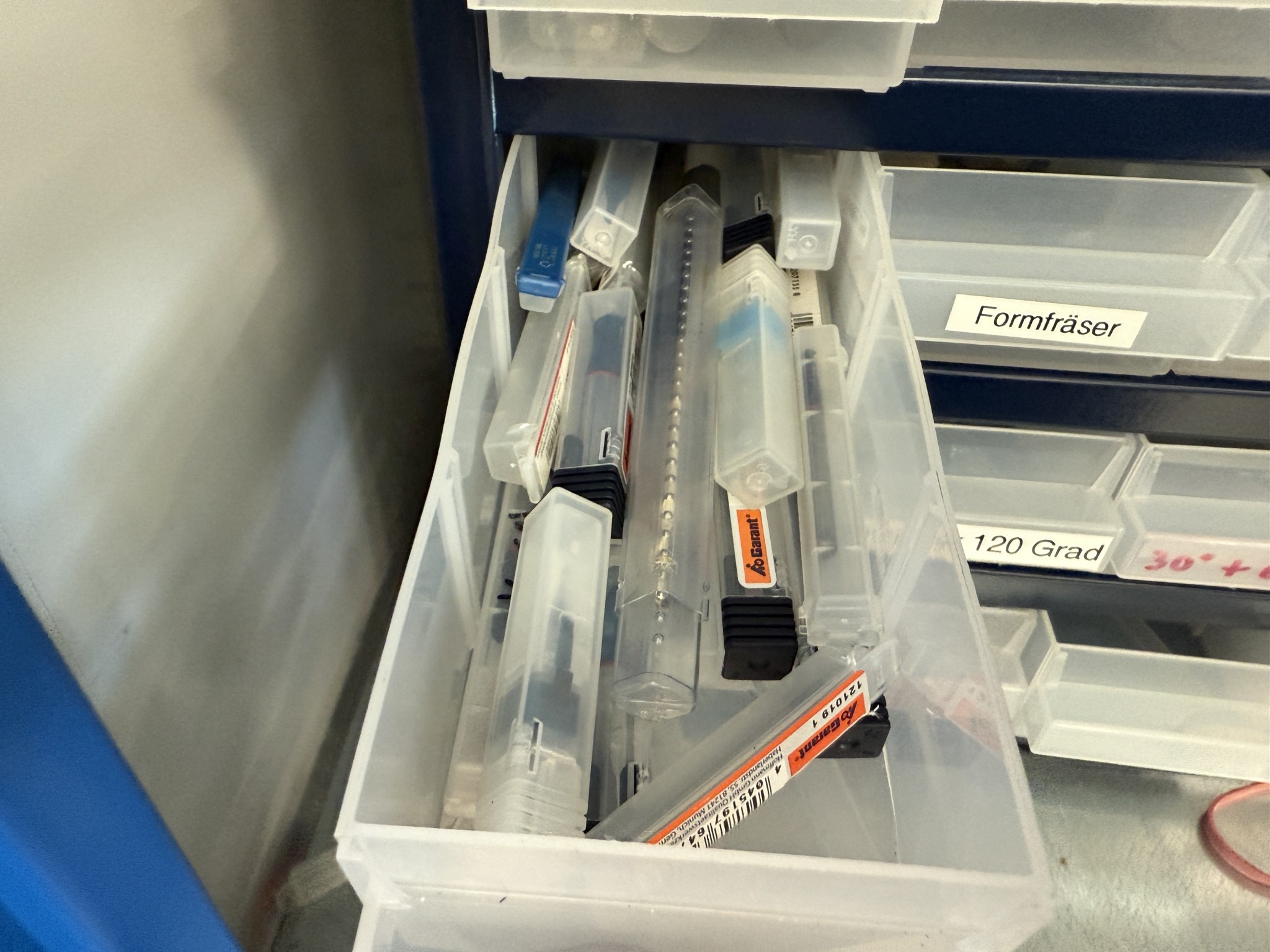 Cierre de un fabricante de herramientas-9