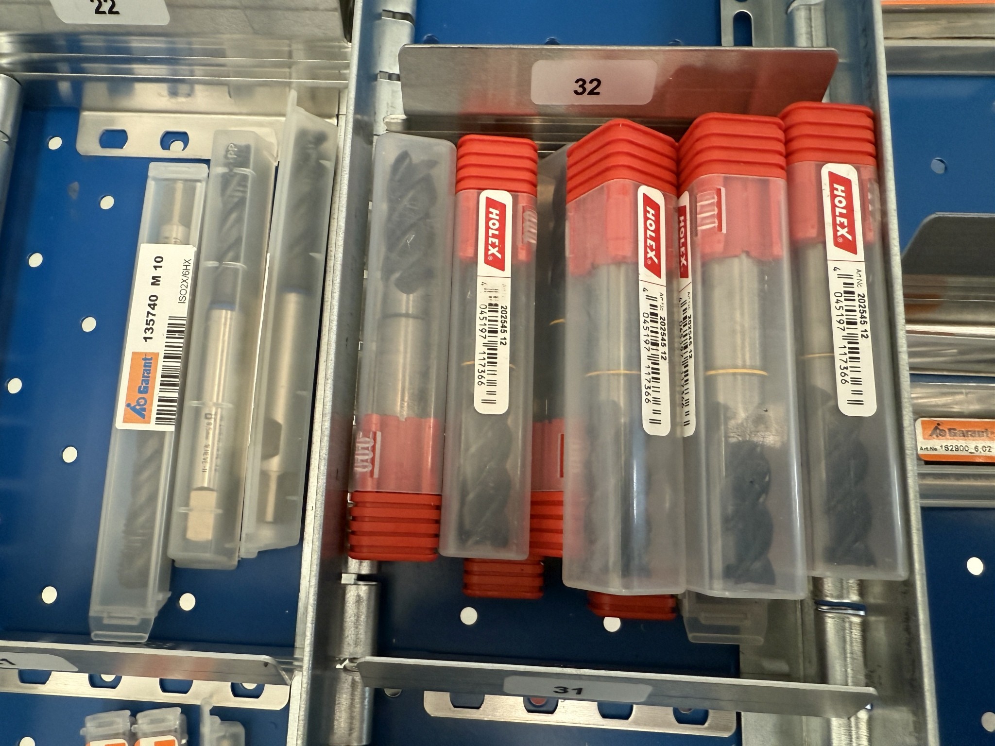 Cierre de un fabricante de herramientas-16