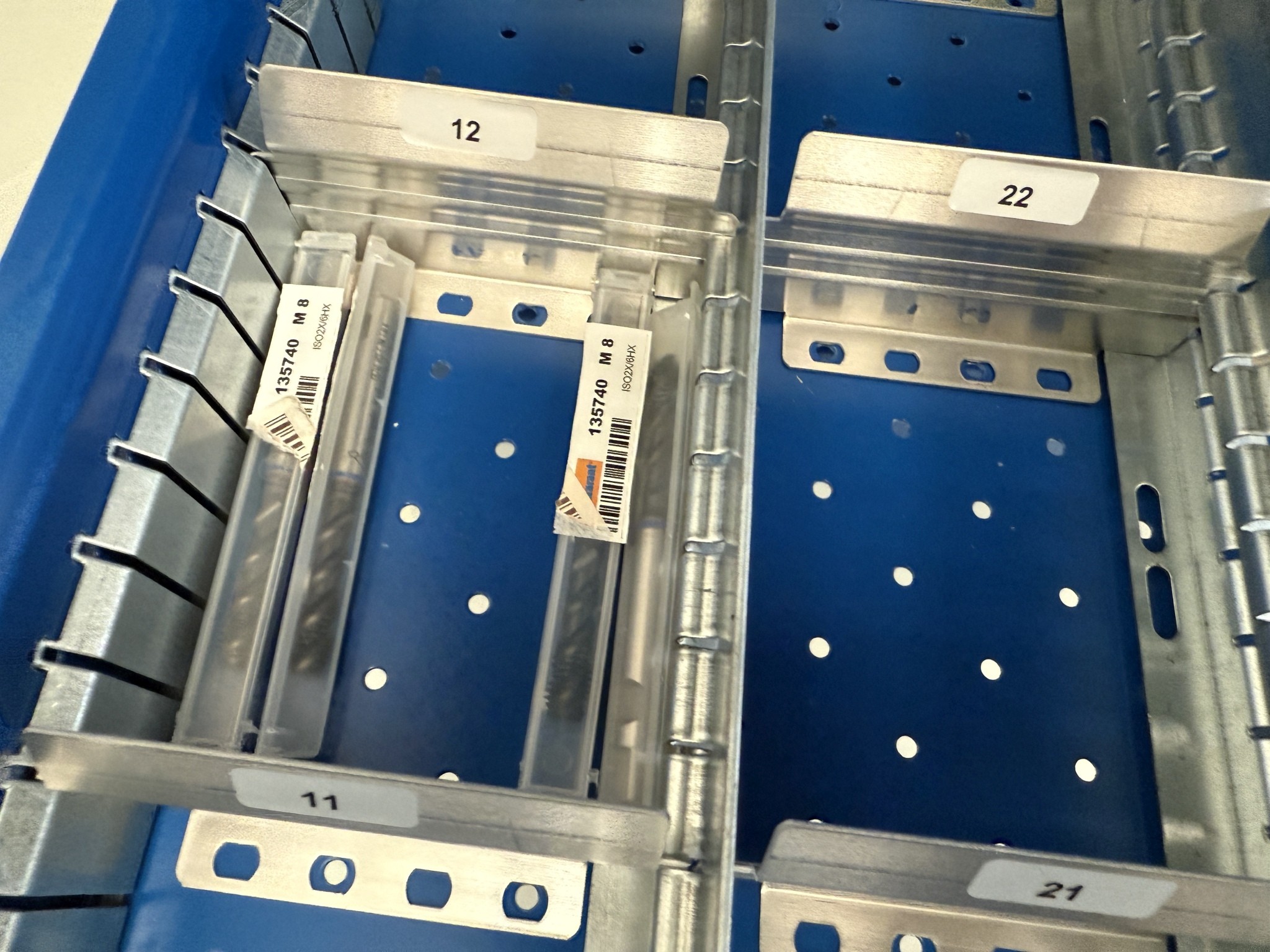 Cierre de un fabricante de herramientas-29