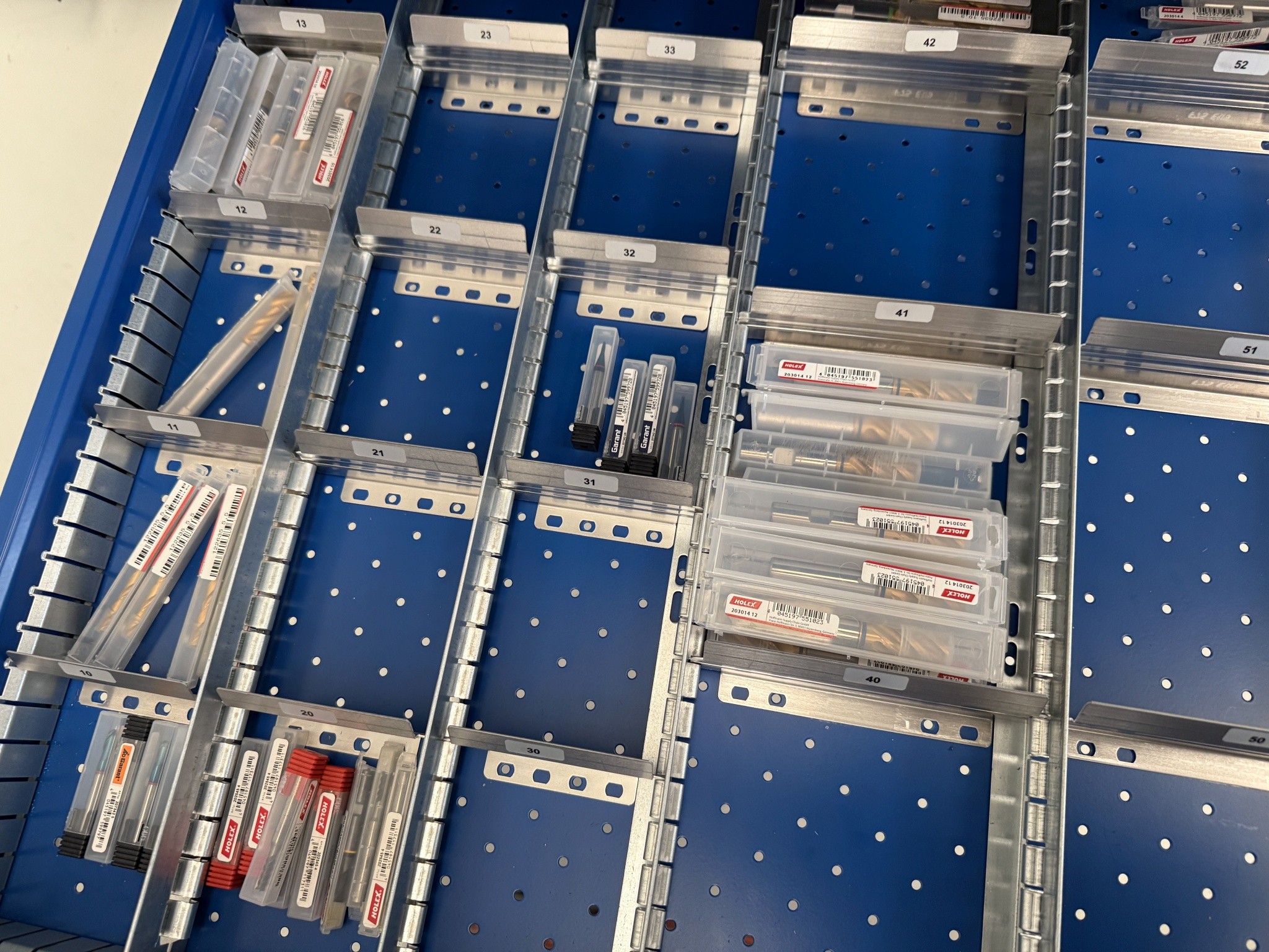 Cierre de un fabricante de herramientas-30